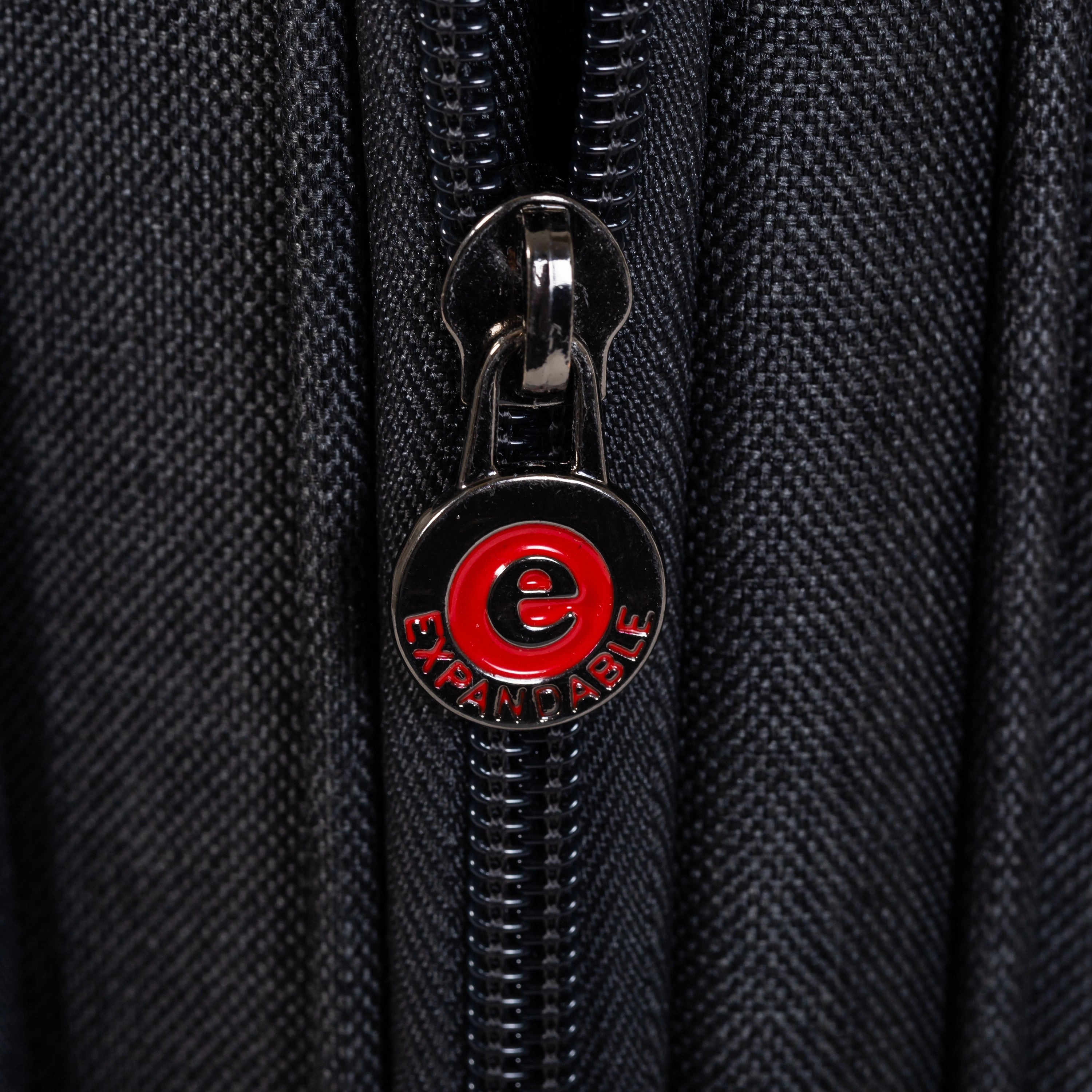 Air Canada Belmont Expandable 24" Spinner Luggage