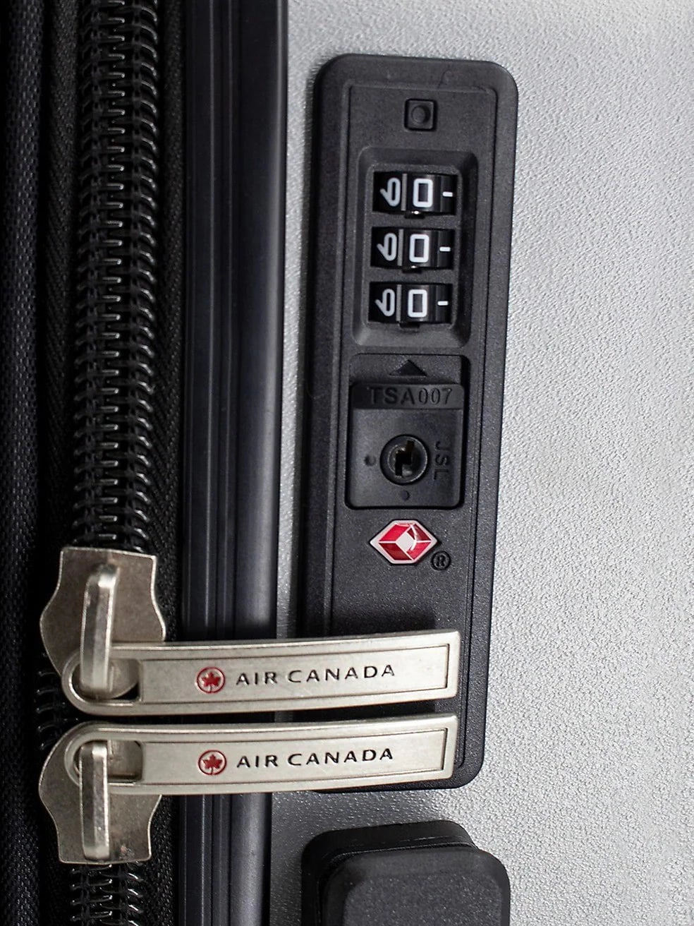 Air Canada Milan 3 Piece Hardside Expandable Luggage Set