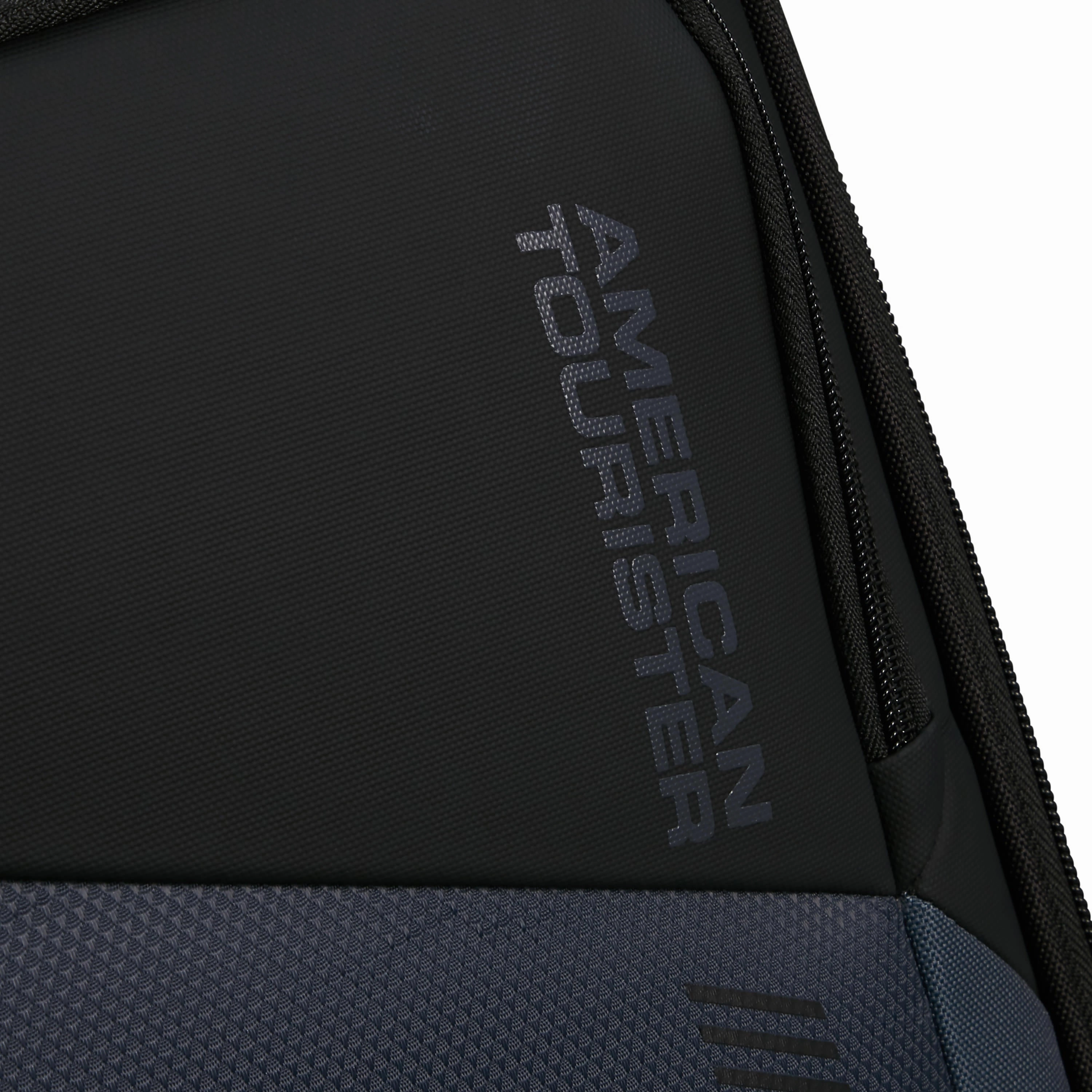American Tourister Daring Dash Spinner Expandable Large Luggage