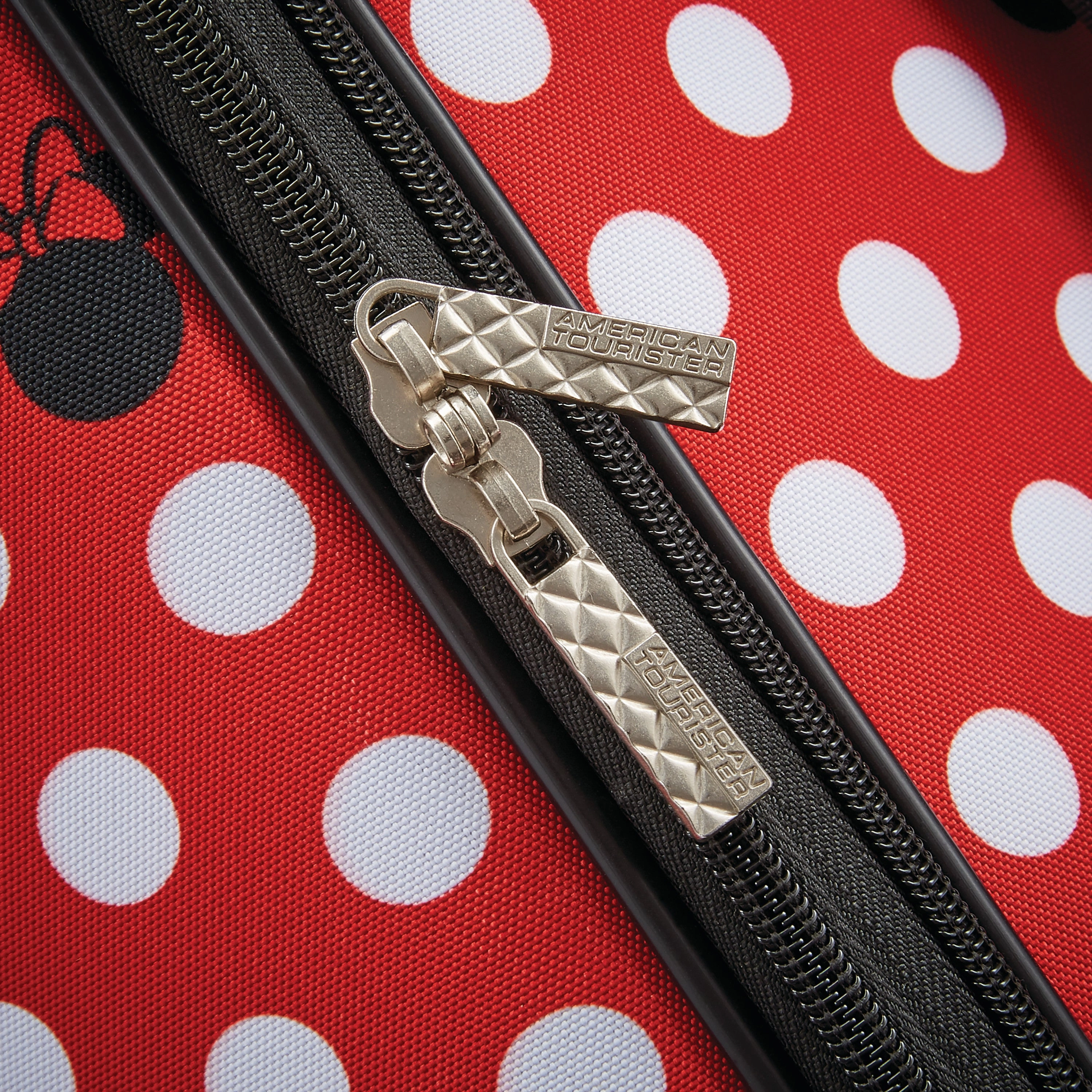 American Tourister Disney 21" Softside Spinner