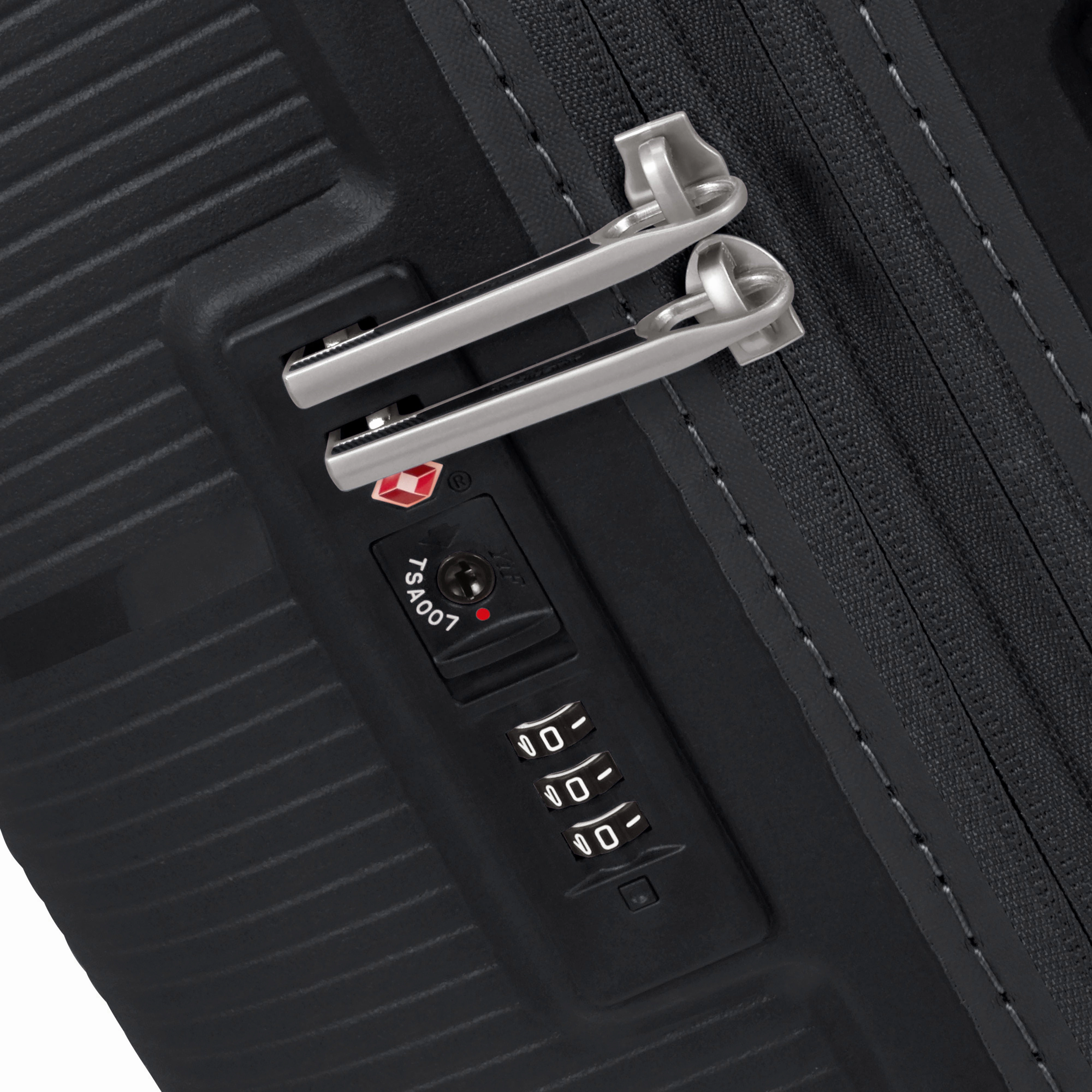 American Tourister StarVibe Spinner Large Expandable Luggage