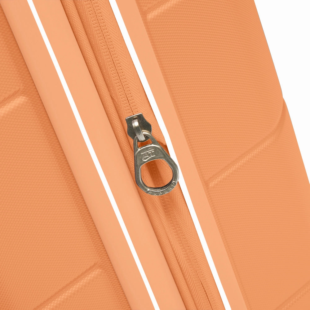 American Tourister Stratum 2.0 Hardside 20" Carry On Spinner Luggage