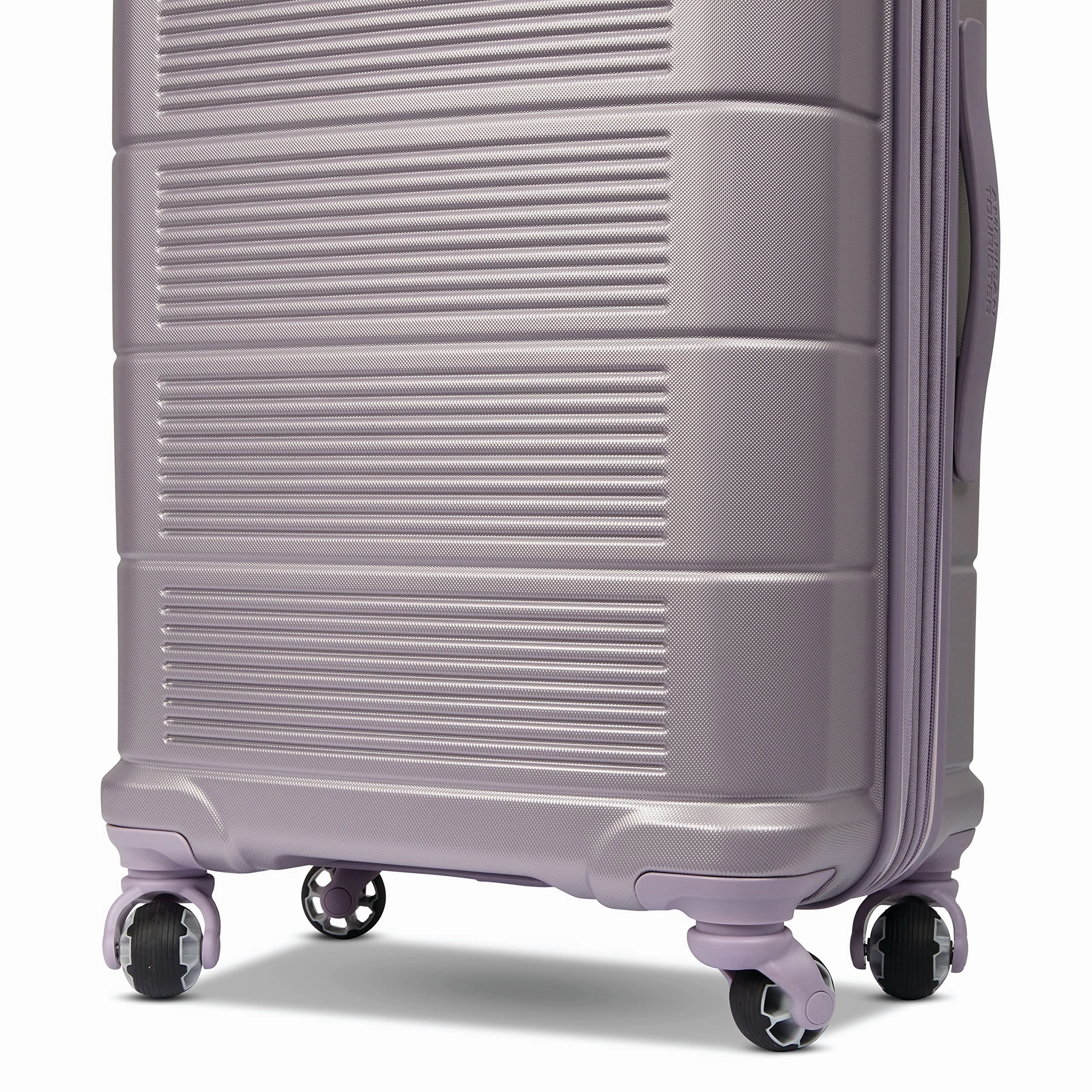 American Tourister Stratum 2.0 Medium 24" Hardside Spinner Luggage