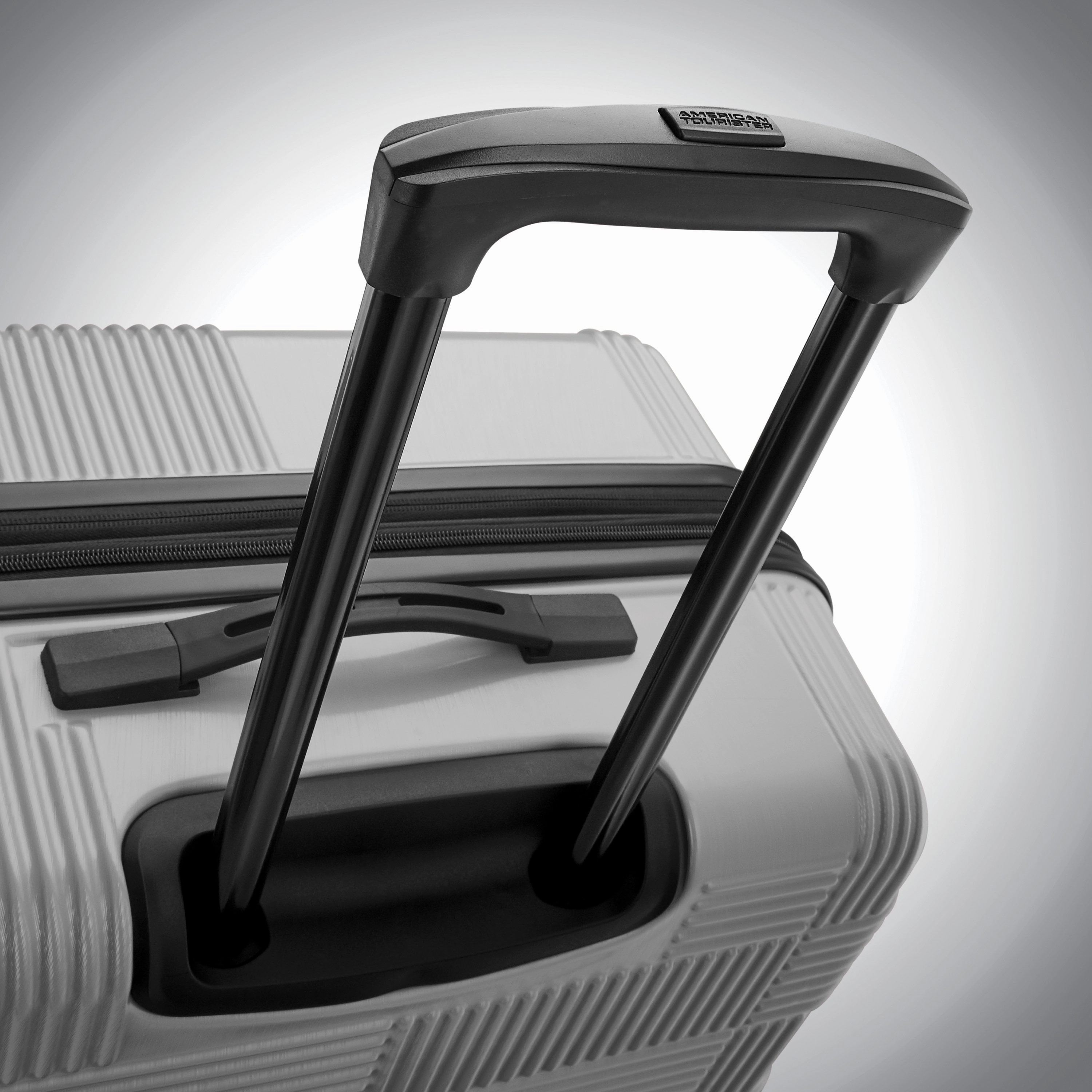 American Tourister Unify Spinner Medium Expandable Luggage