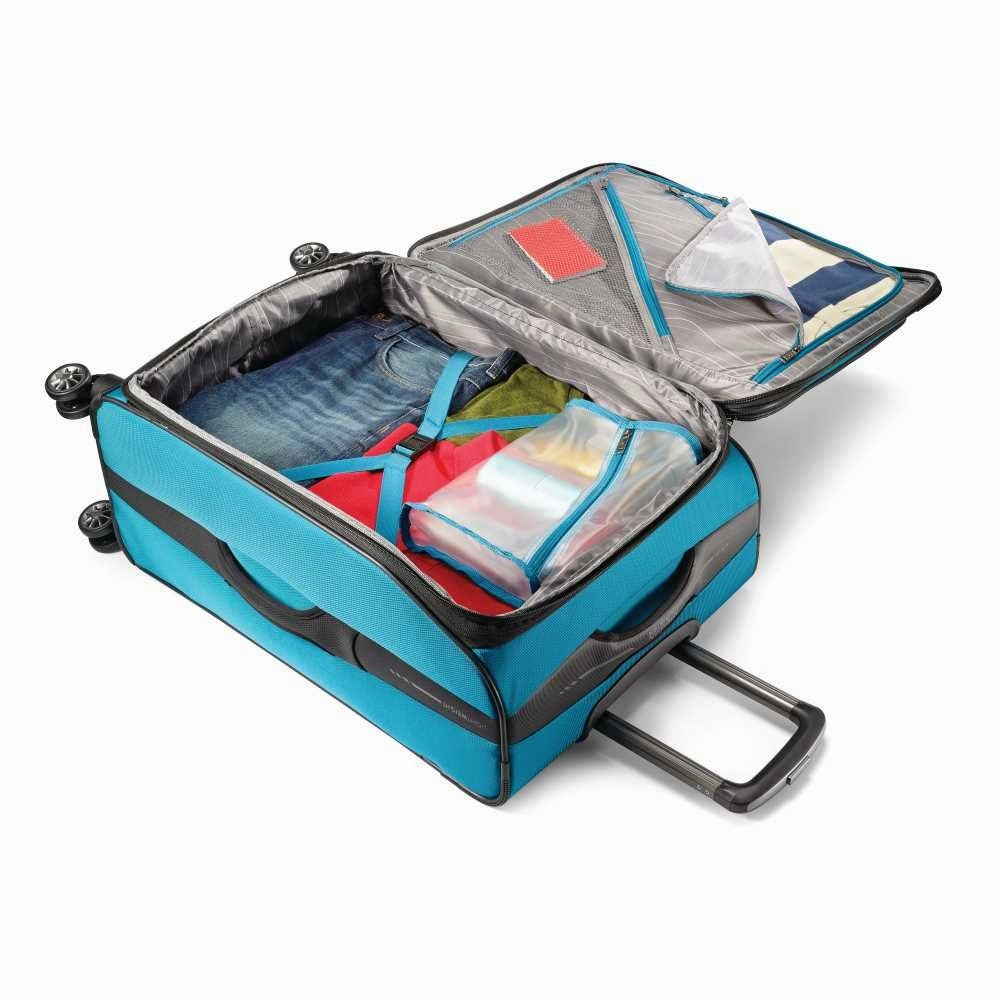 American Tourister Zoom 21" 4-Wheel Carry-On Luggage