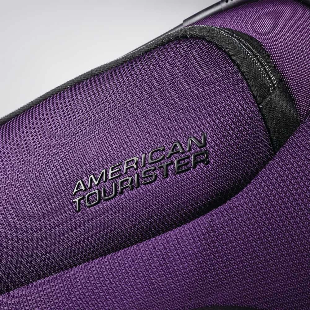 American Tourister Zoom 21" 4-Wheel Carry-On Luggage