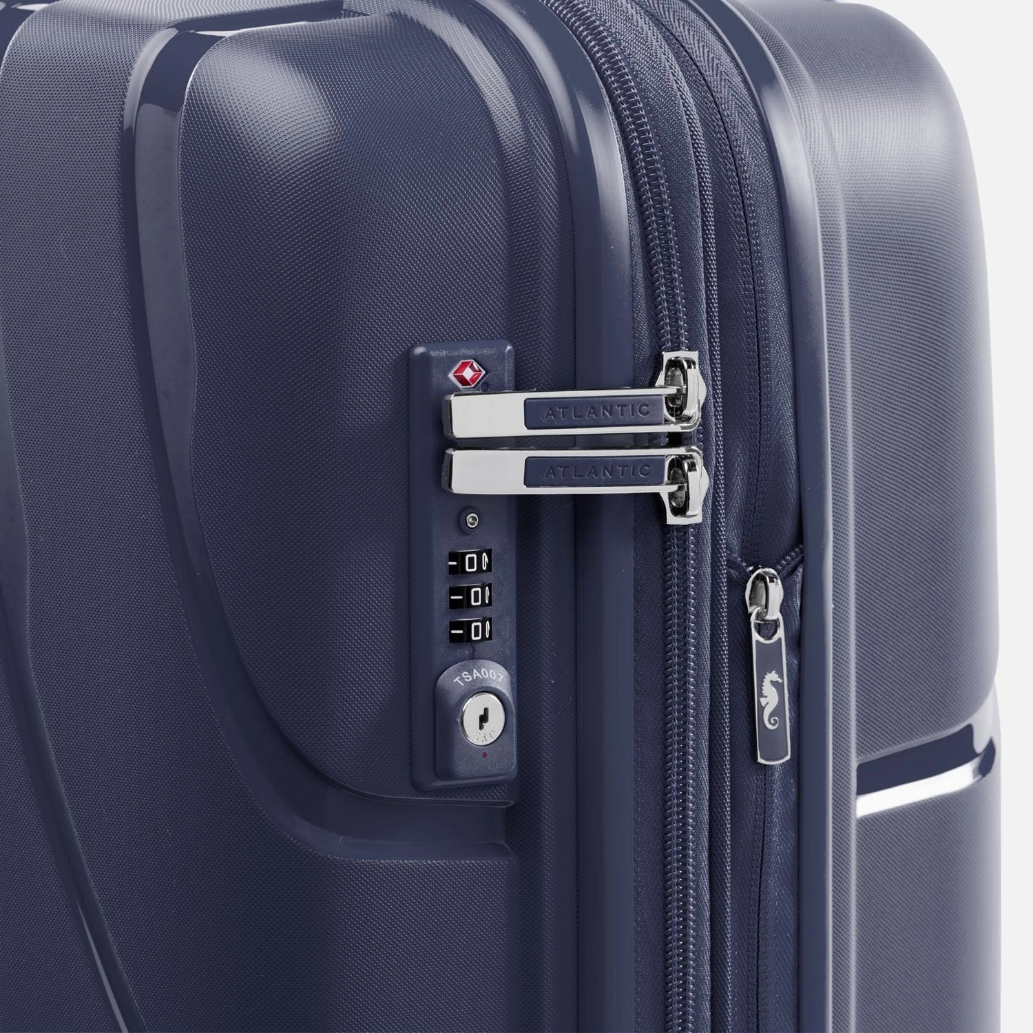 Atlantic Luggage Atlantic Convertible Medium to Large Checked Exp Hardside Spinner