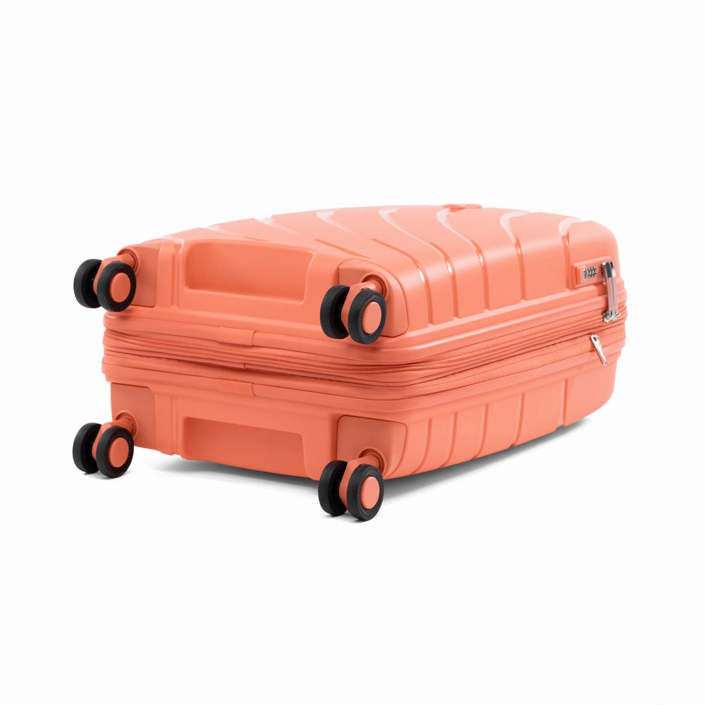 Atlantic Luggage Atlantic Convertible Medium to Large Checked Exp Hardside Spinner