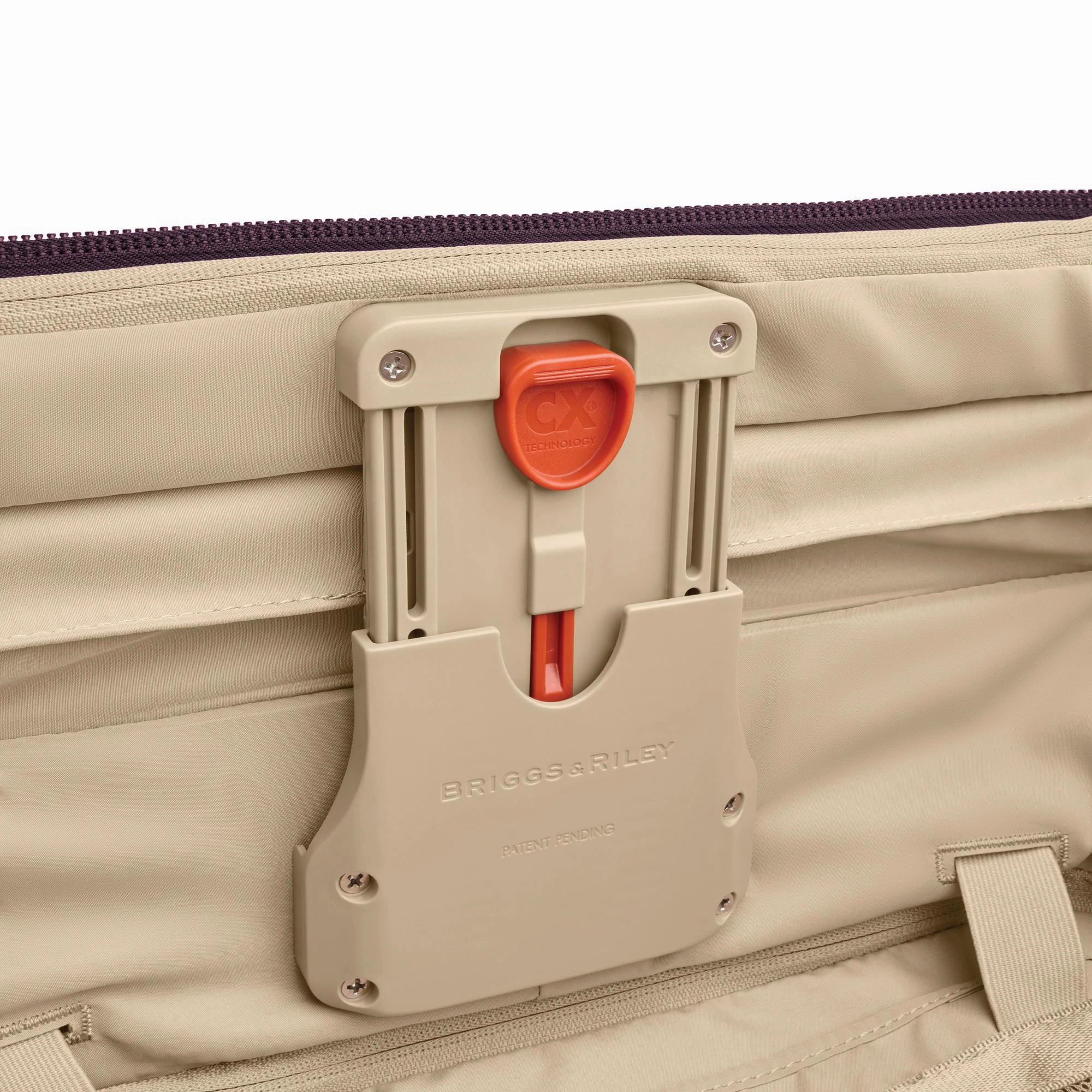 Briggs & Riley Baseline Expandable 22" Essential Carry On Spinner