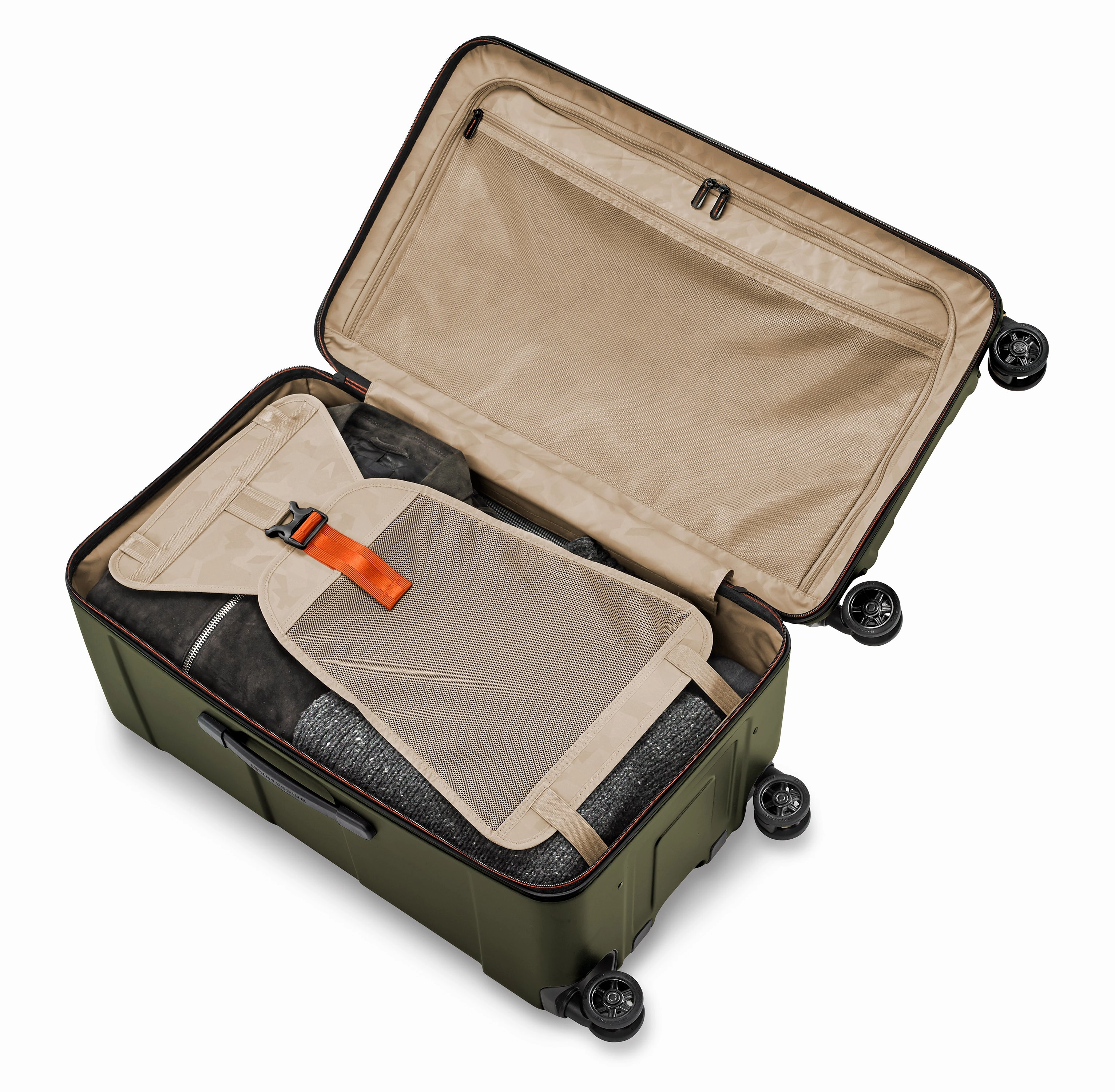 Briggs & Riley Torq 2.0 Medium Checked 28" Trunk 4-Wheel Medium Luggage
