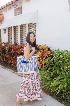 Coastal Weave Capsule In Navy Citron Tote