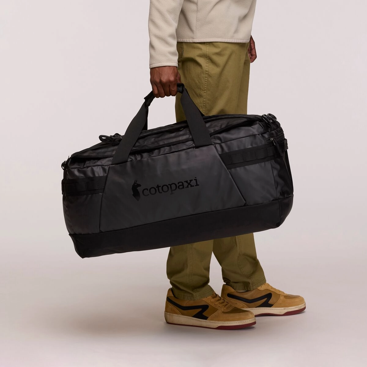 Cotopaxi Allpa Getaway 55L Duffel - Cotopaxi Black