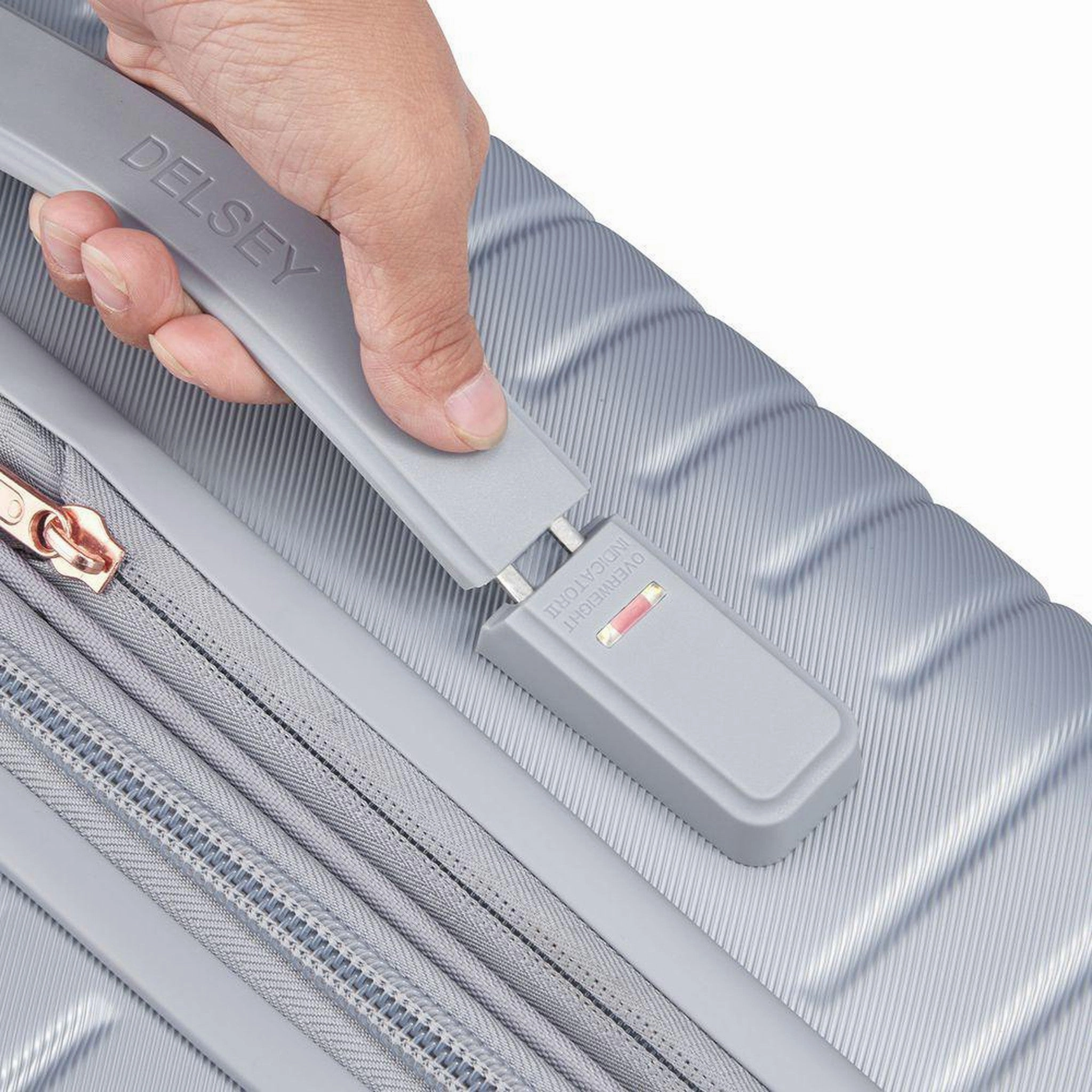 Delsey Cruise 3.0 24" Expandable Spinner Upright