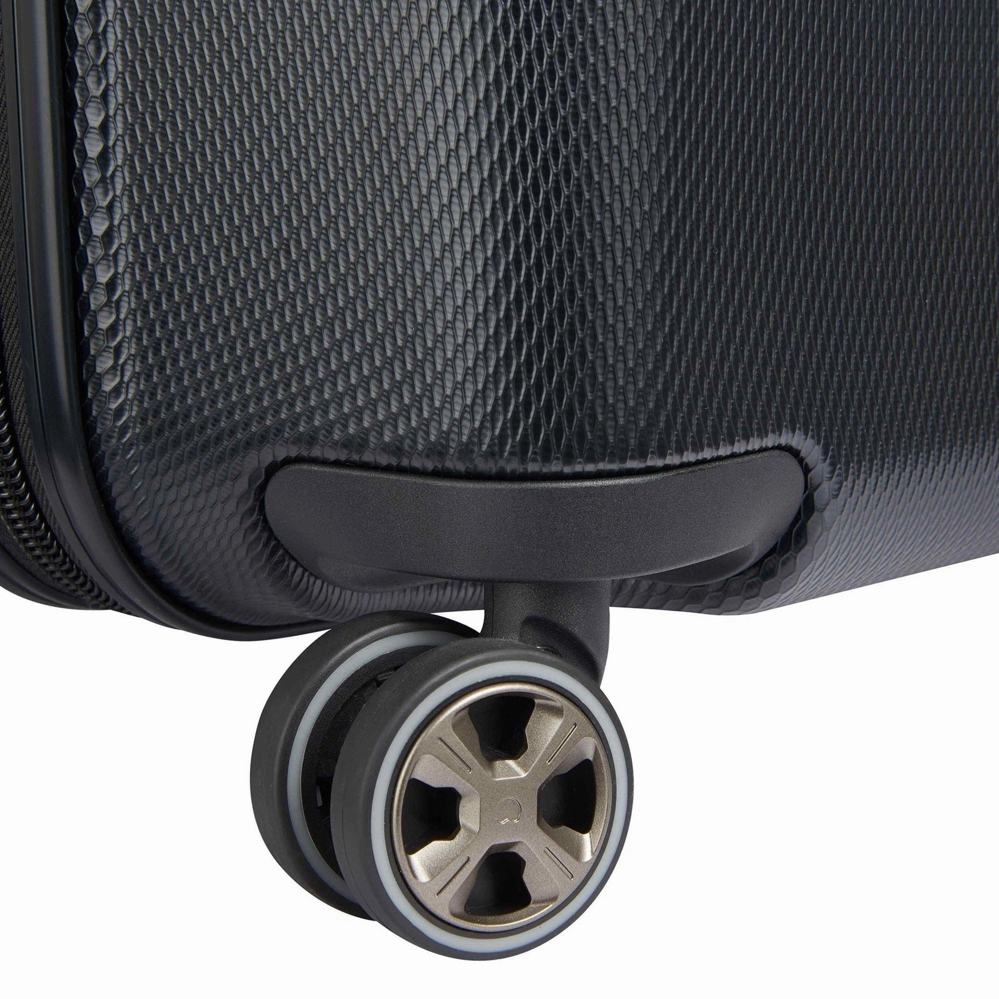 Delsey Flanerie SE 24" Spinner