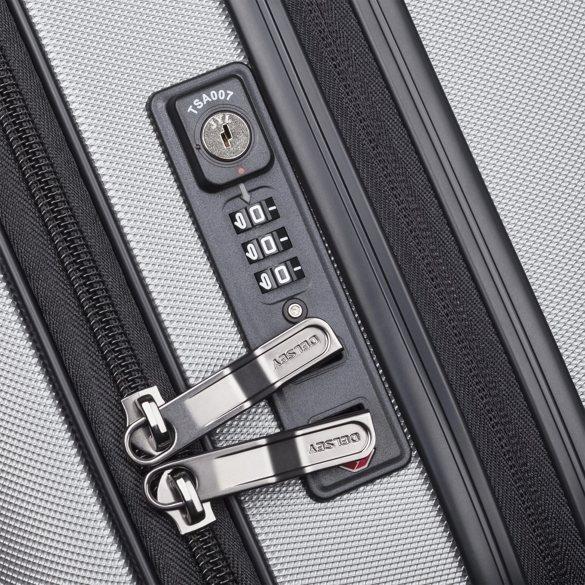 DELSEY Paris Cruise Hardside 25" 4-Wheel Medium Luggage