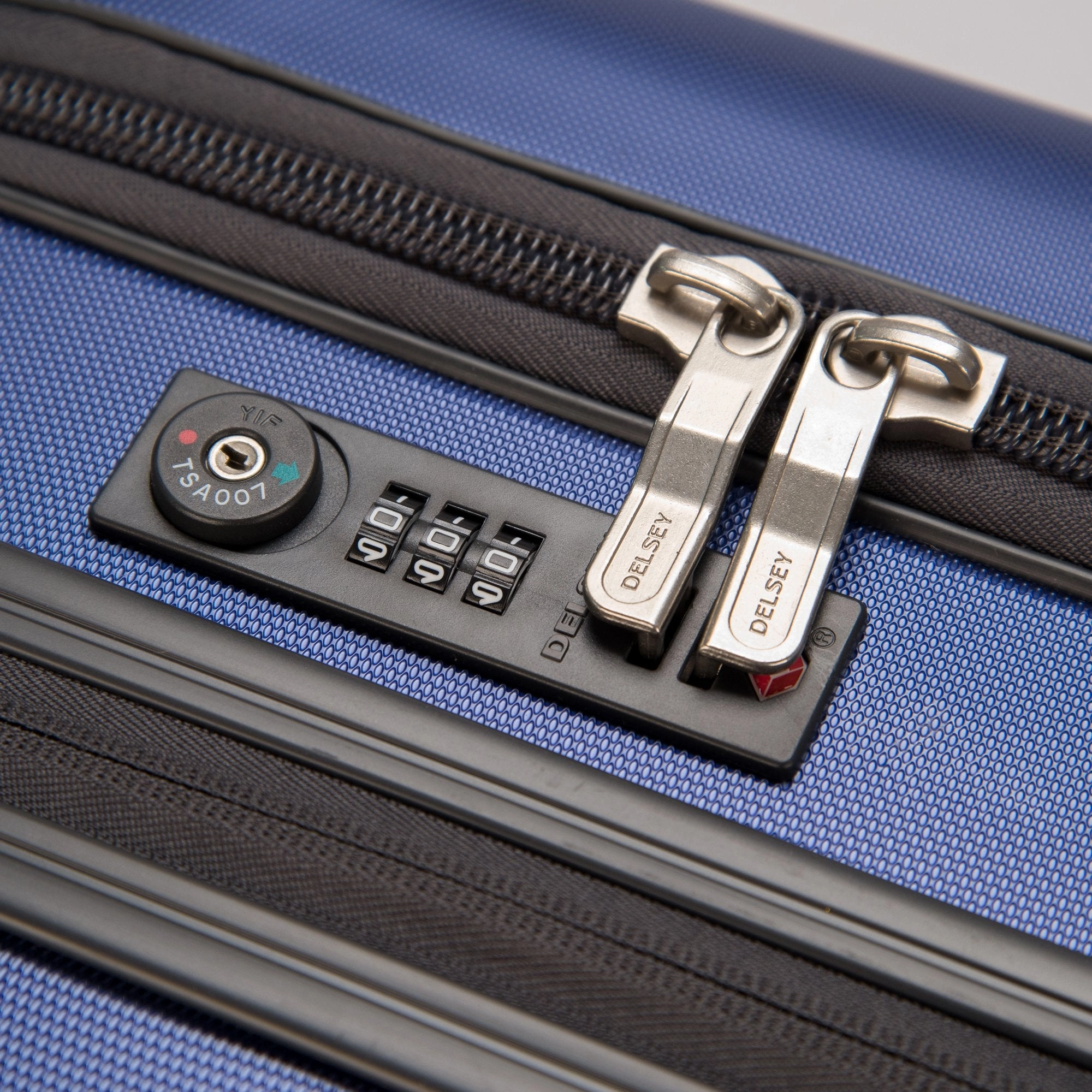 DELSEY Paris Helium Shadow 3.0 19" 4-Wheel International Carry-On Luggage