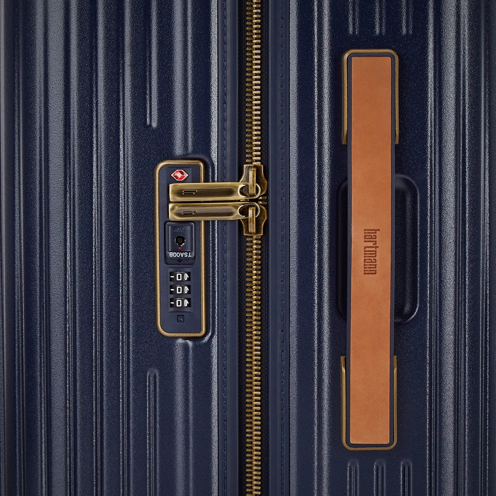 Hartmann Reserve Medium Hardside Expandable Spinner