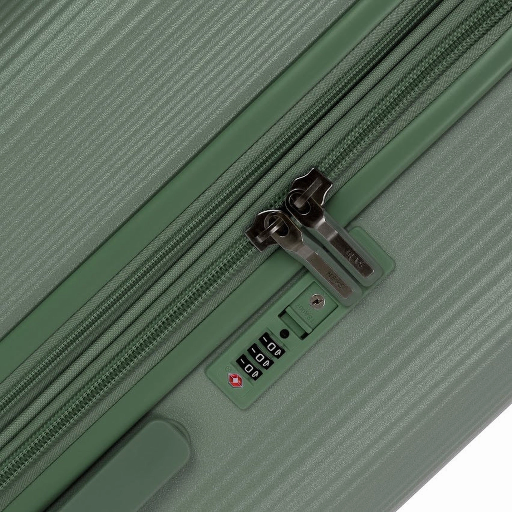 Heys Earth Tones 30" Trunk Spinner