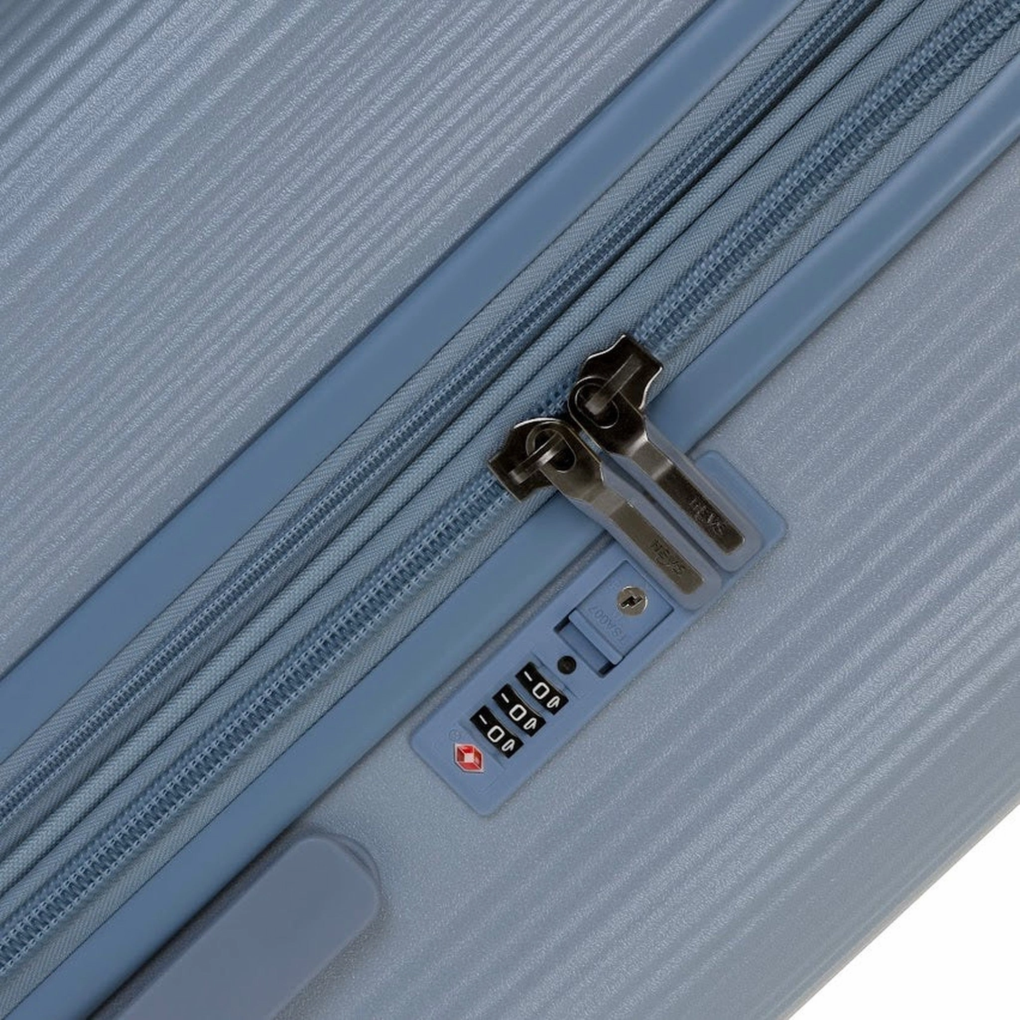 Heys Earth Tones 30" Trunk Spinner
