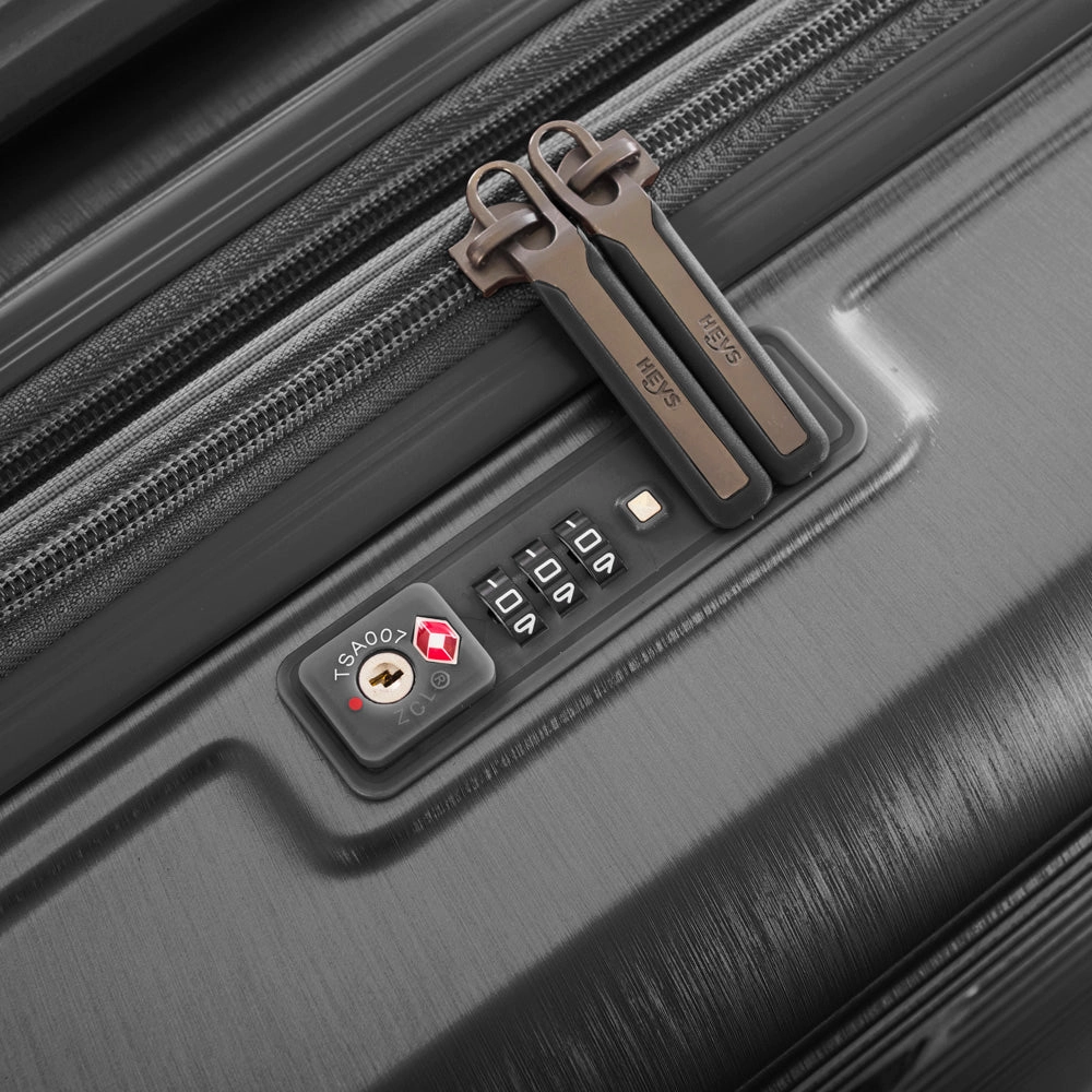 Heys Edge Polycarbonate Expandable Spinner Medium Luggage with TSA lock