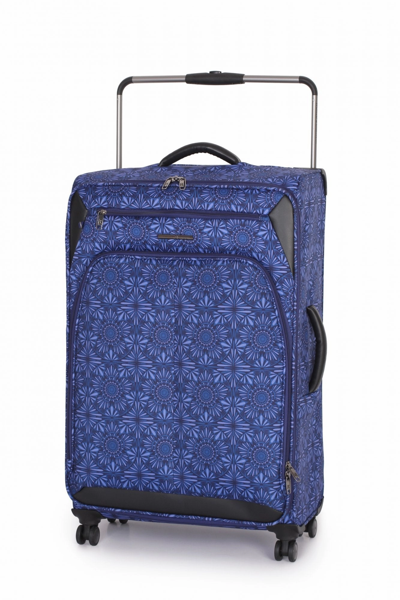 IT Luggage World's Lightest 31" 2-Wheel Large Luggage