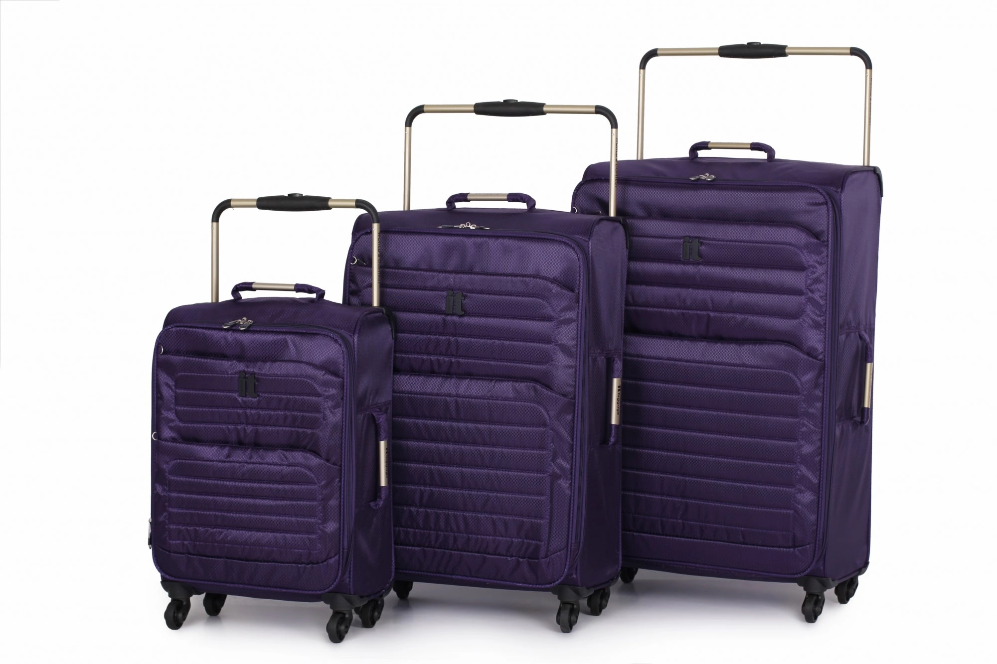 IT Luggage World's Lightest 3 Piece Set (20"/24"/28") 2-Wheel Luggage Sets