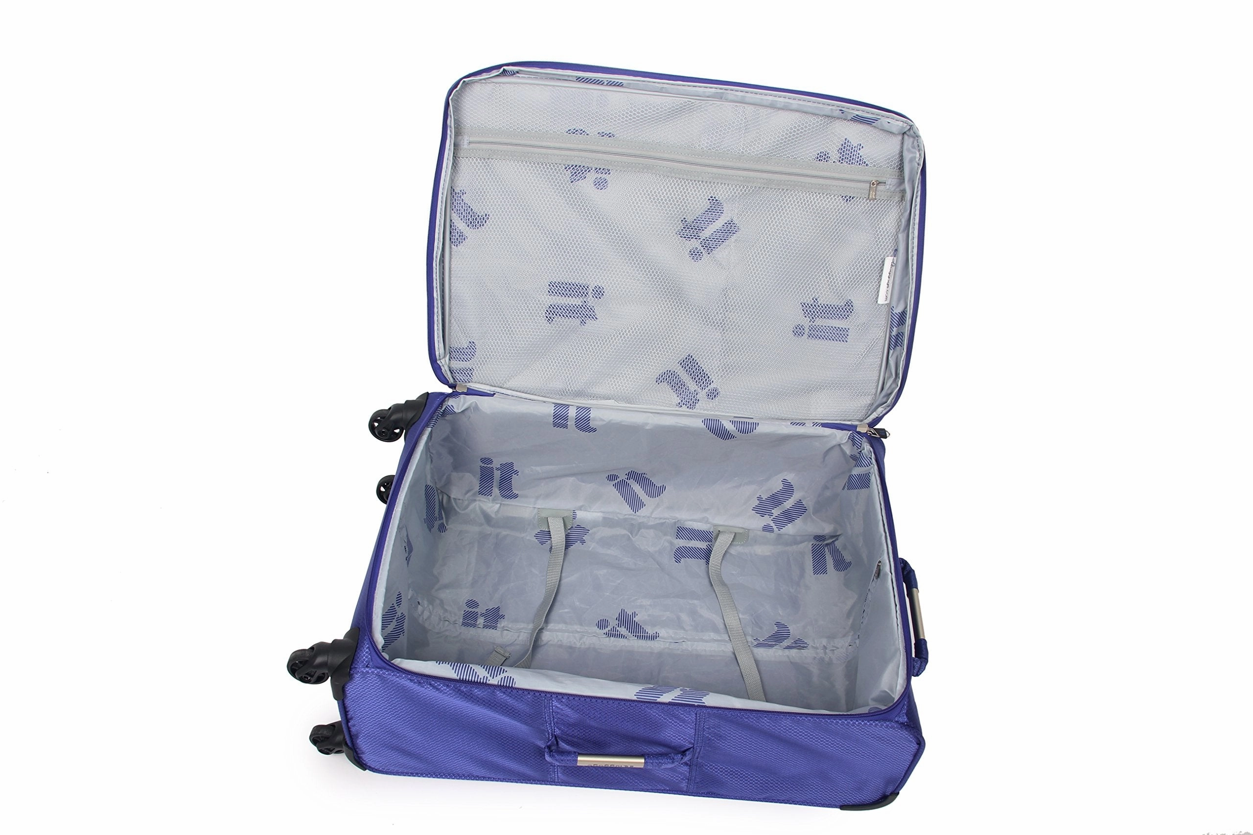 IT Luggage World's Lightest 3 Piece Set (20"/24"/28") 2-Wheel Luggage Sets