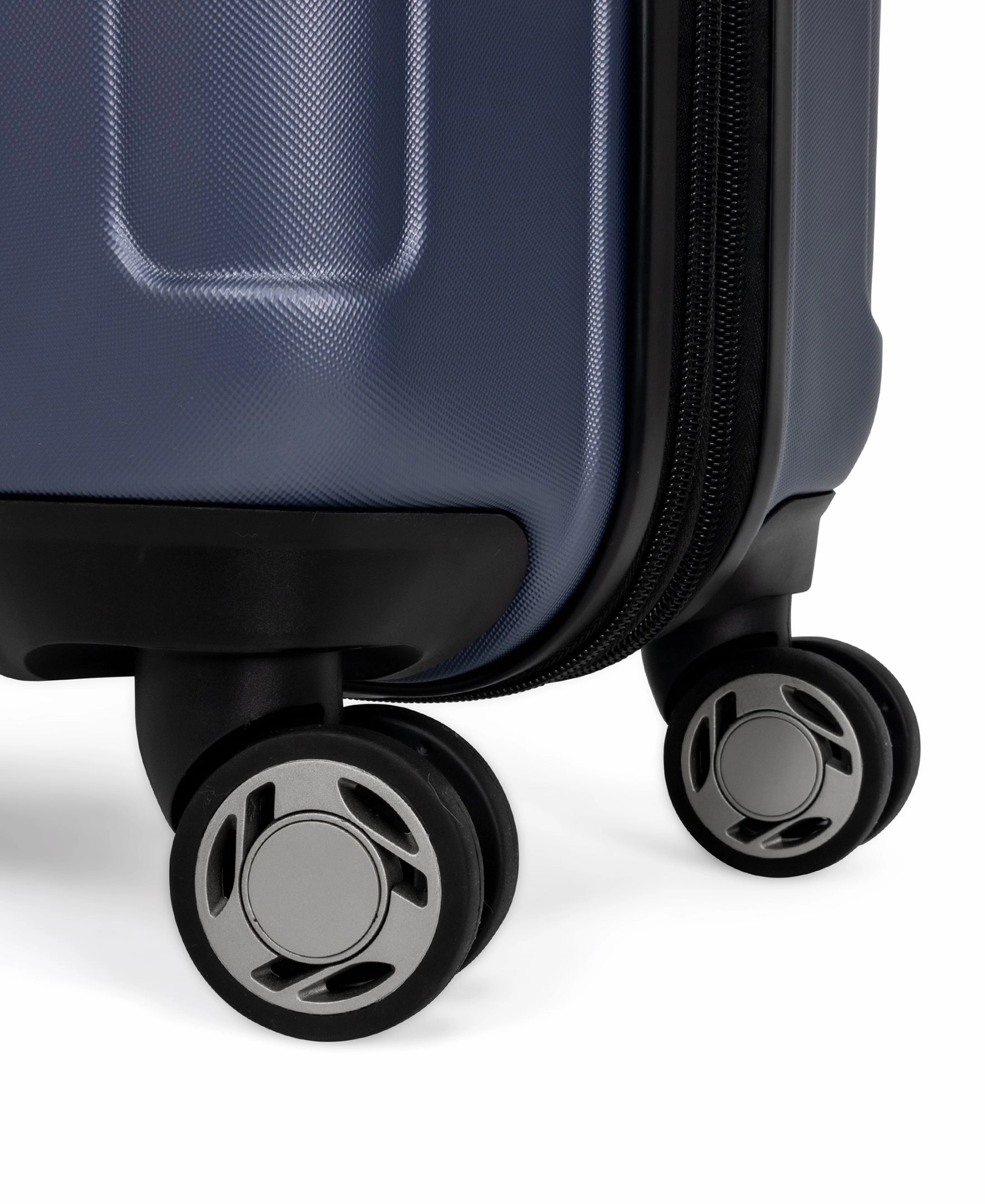 Kenneth Cole Reaction Renegade Hardside 8-Wheel Spinner Expandable 28'' Checked Luggage