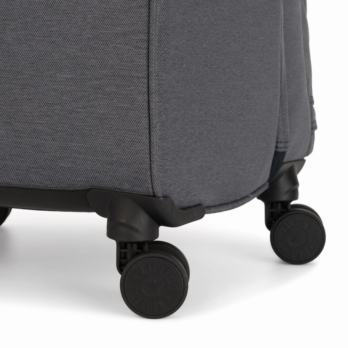 Kipling Spontaneous 26" 4-Wheel Medium Luggage