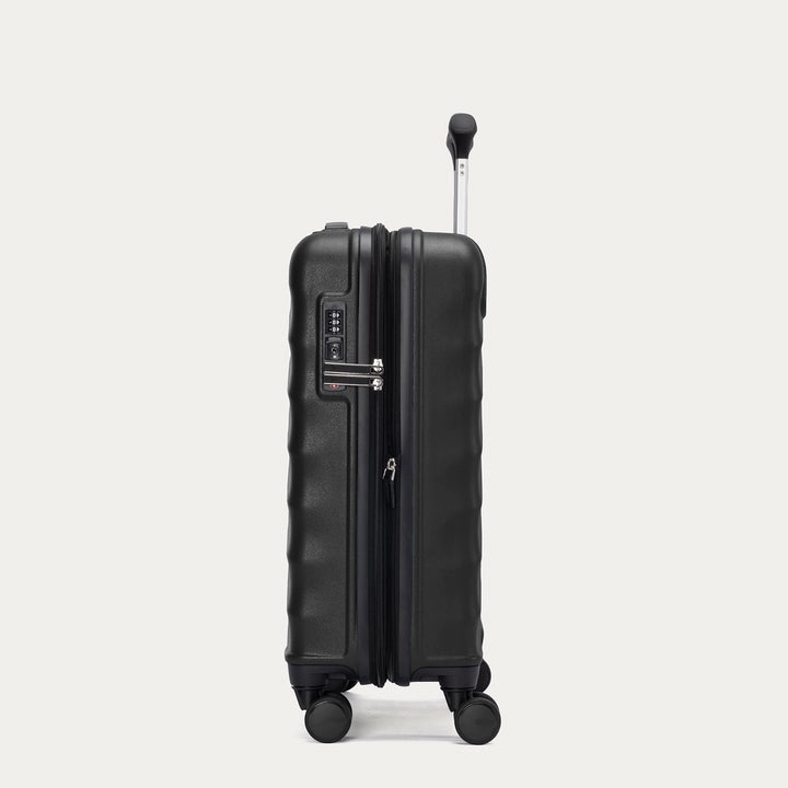 Maxlite Air V2 International Carry-On Hardside Spinner