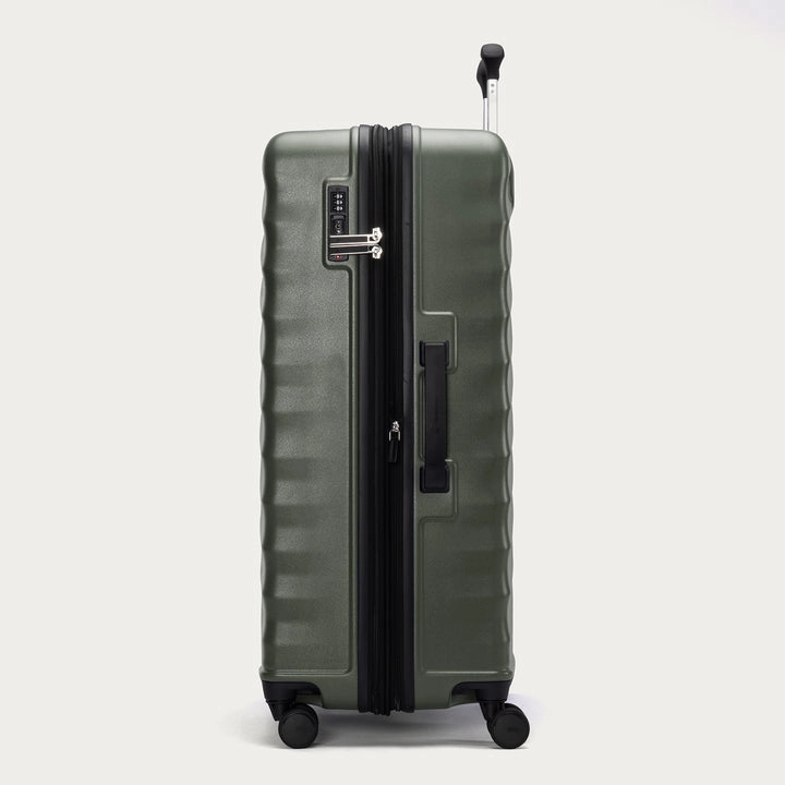 Maxlite Air V2 Large Check-In Hardside Spinner