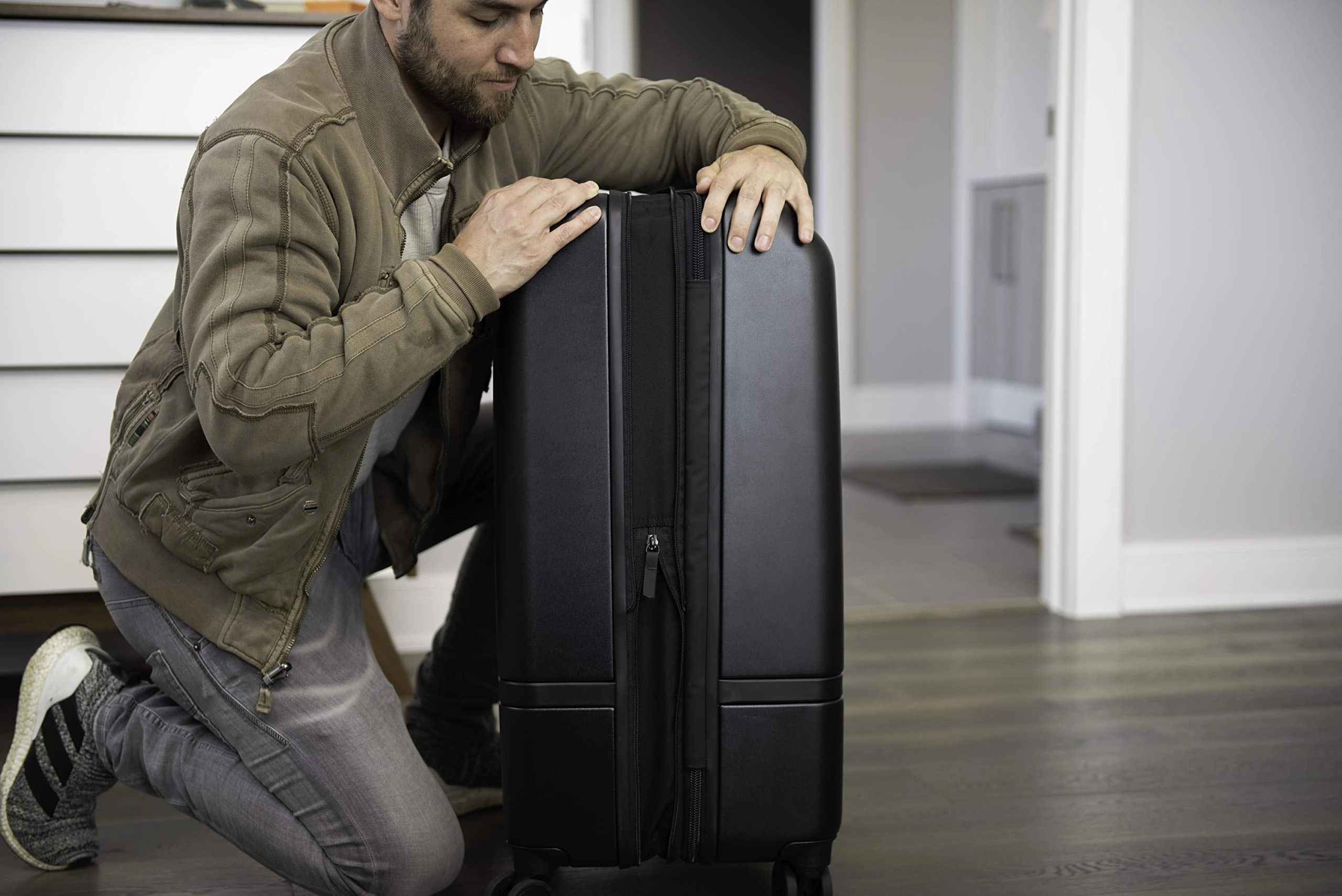 Nomatic Hardside Spinner Wheel Luggage with TSA Lock