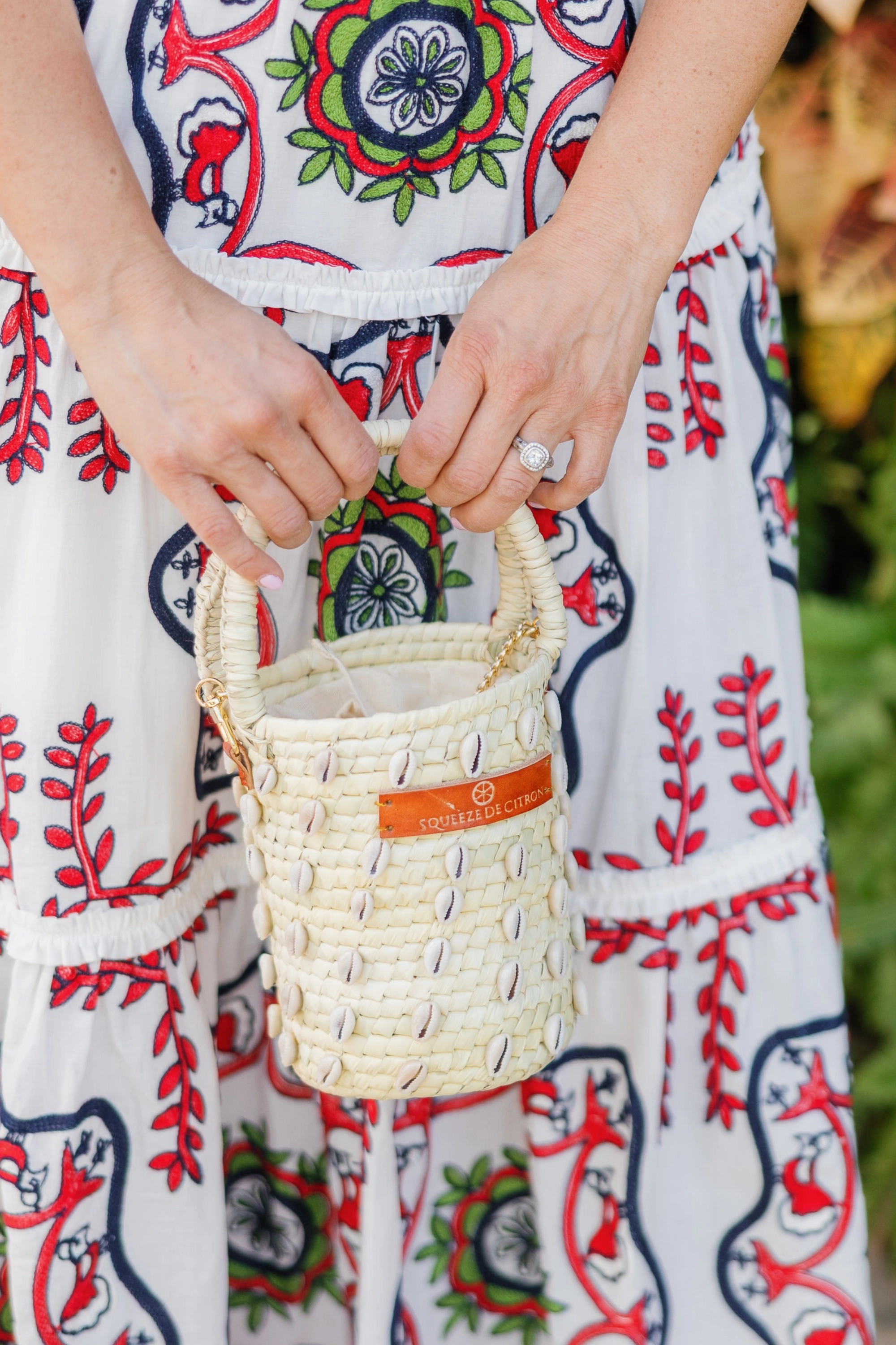 Palm Shell Bucket Tote Citron (Golden strap included)
