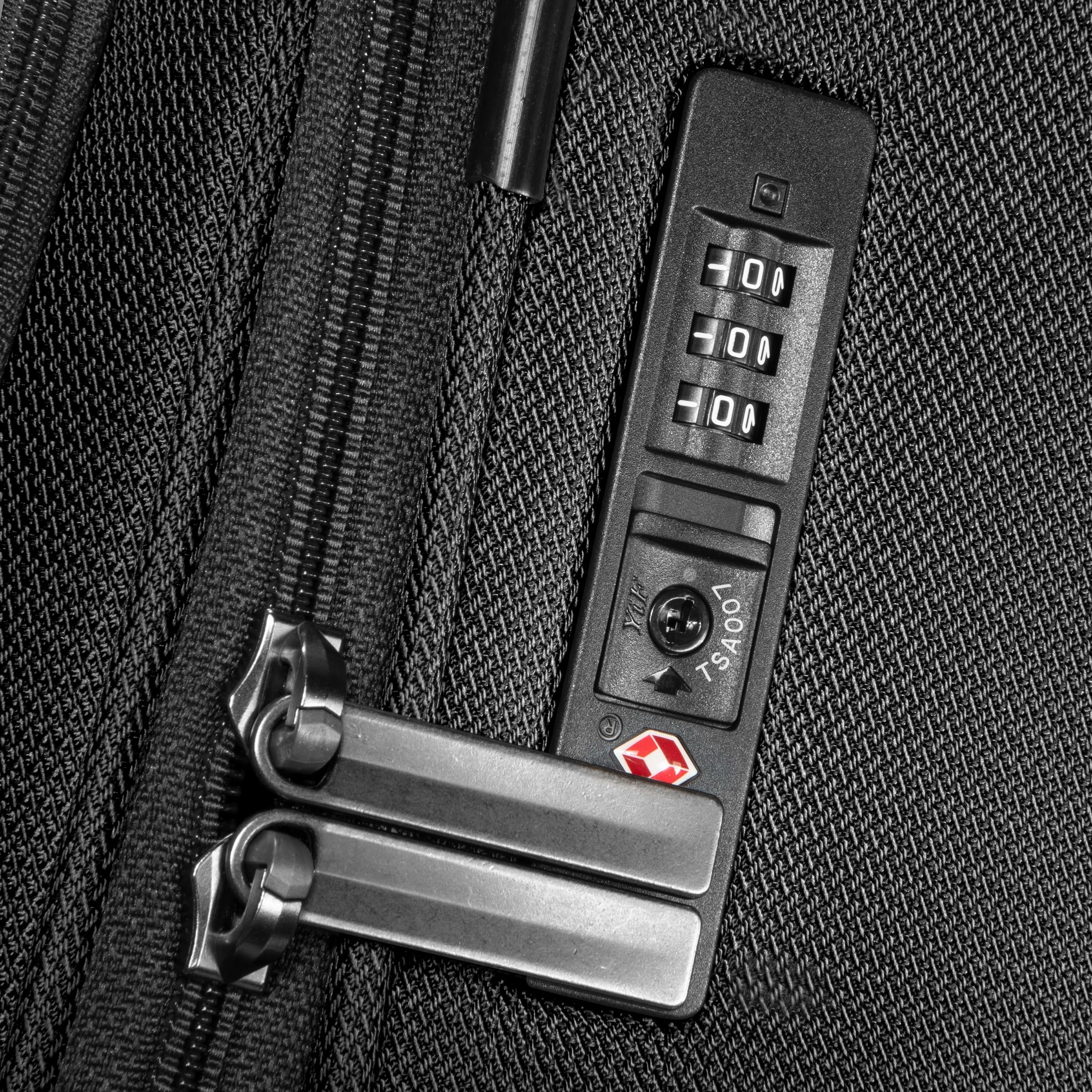 Ricardo Beverly Hills Avalon Softside Sustainable Luggage  (24-inch)