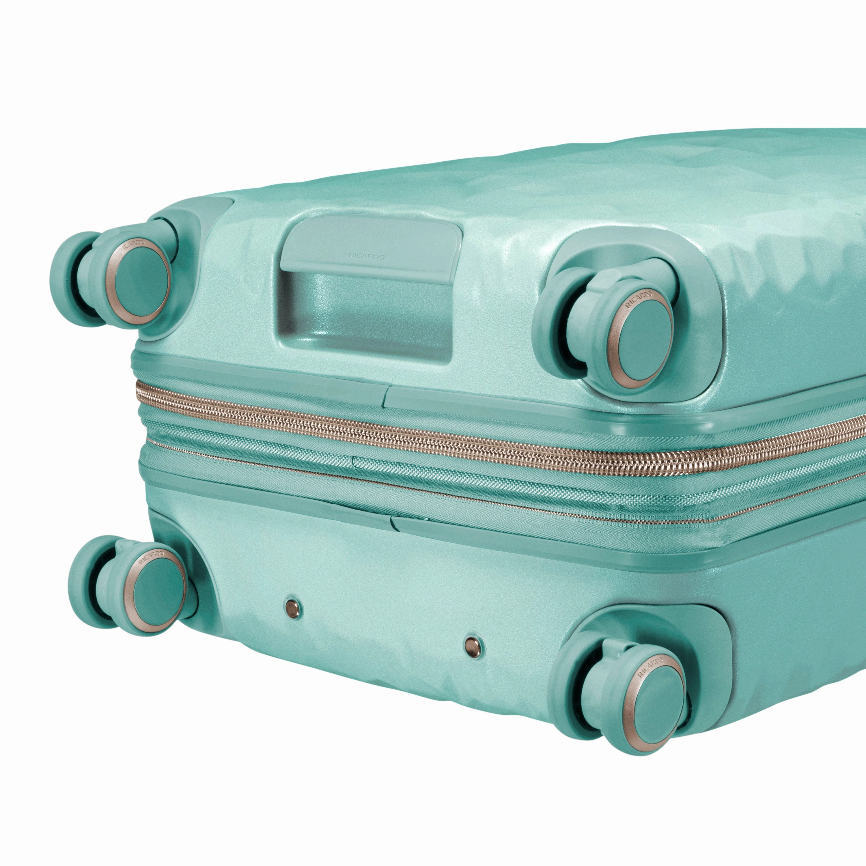 Ricardo Beverly Hills Indio Hardside 4-Wheel Spinner Hardside Travel Luggage