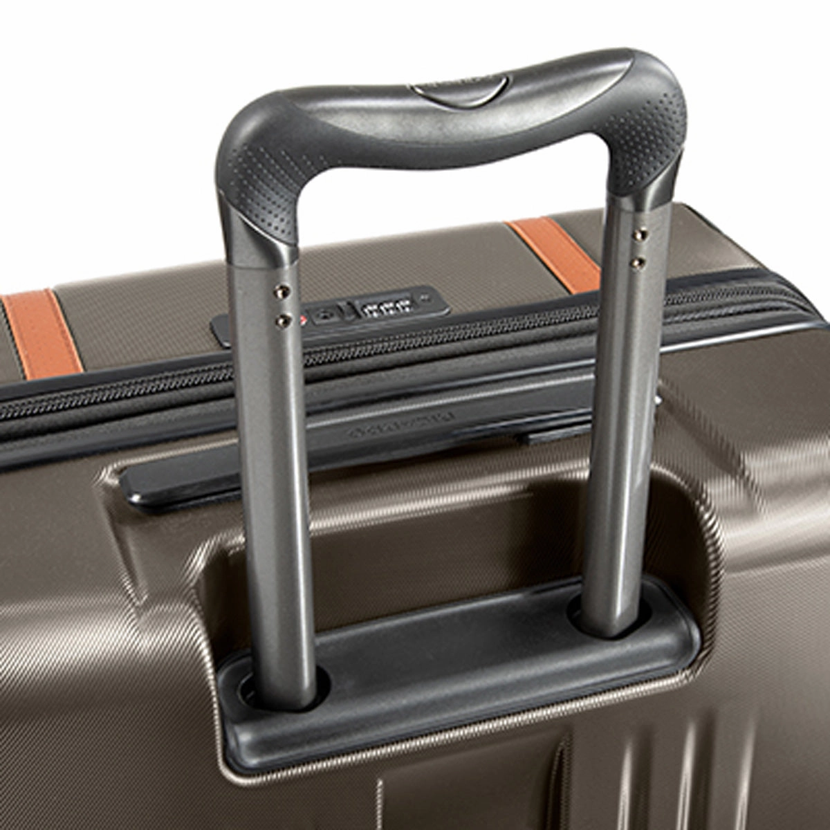 Ricardo Beverly Hills Montecito 2.0 Medium Check-In Spinner
