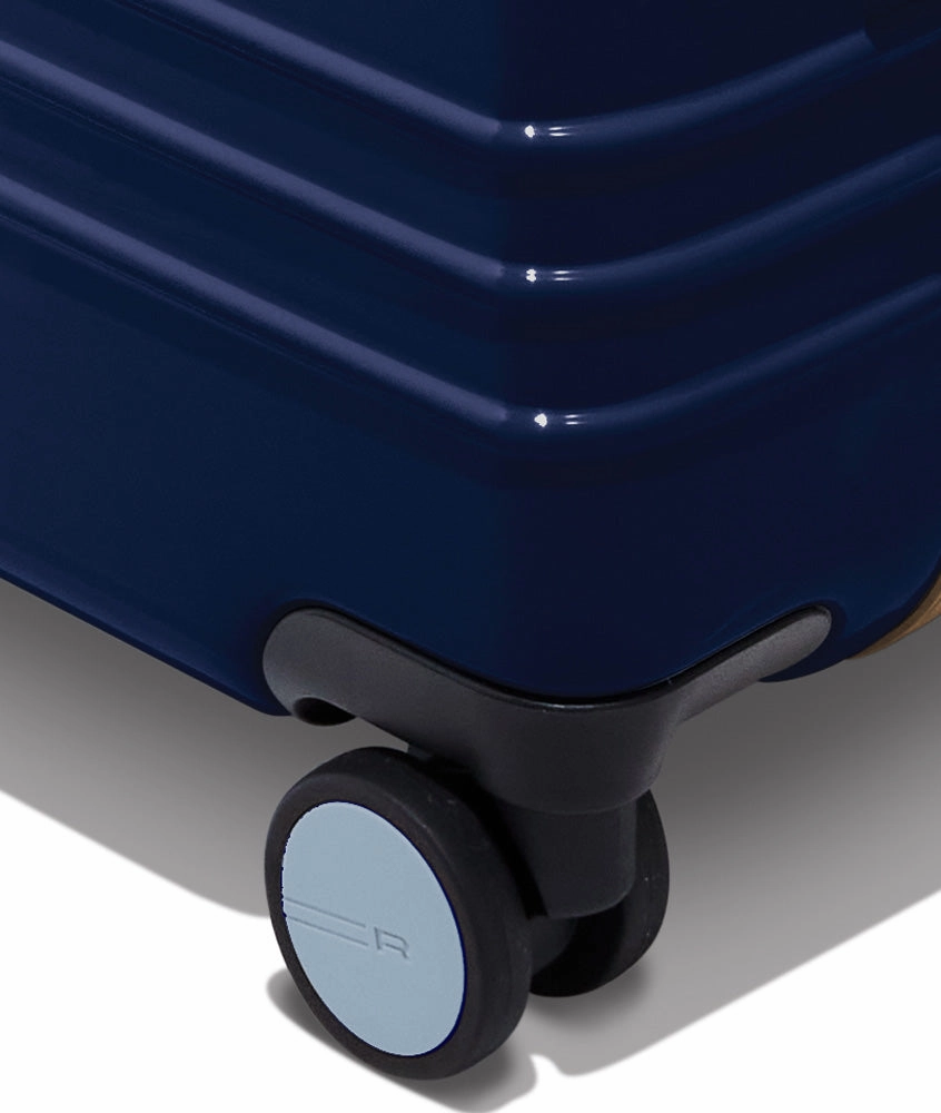 Roam Check-in Expandable Hardside TSA Approved Spinner Luggage