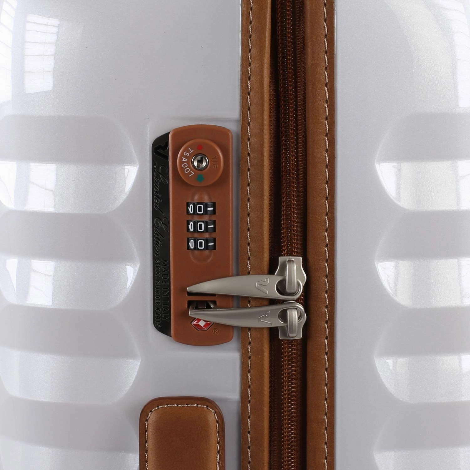 Roncato 4-Wheel Spinner Softside Travel Luggage