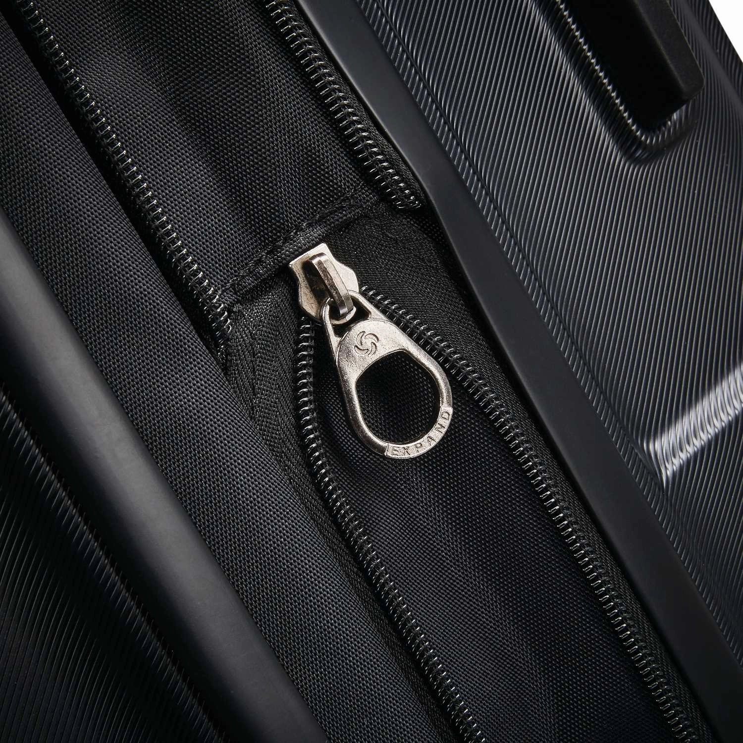 Samsonite Centric 20-inch Hardside Spinner