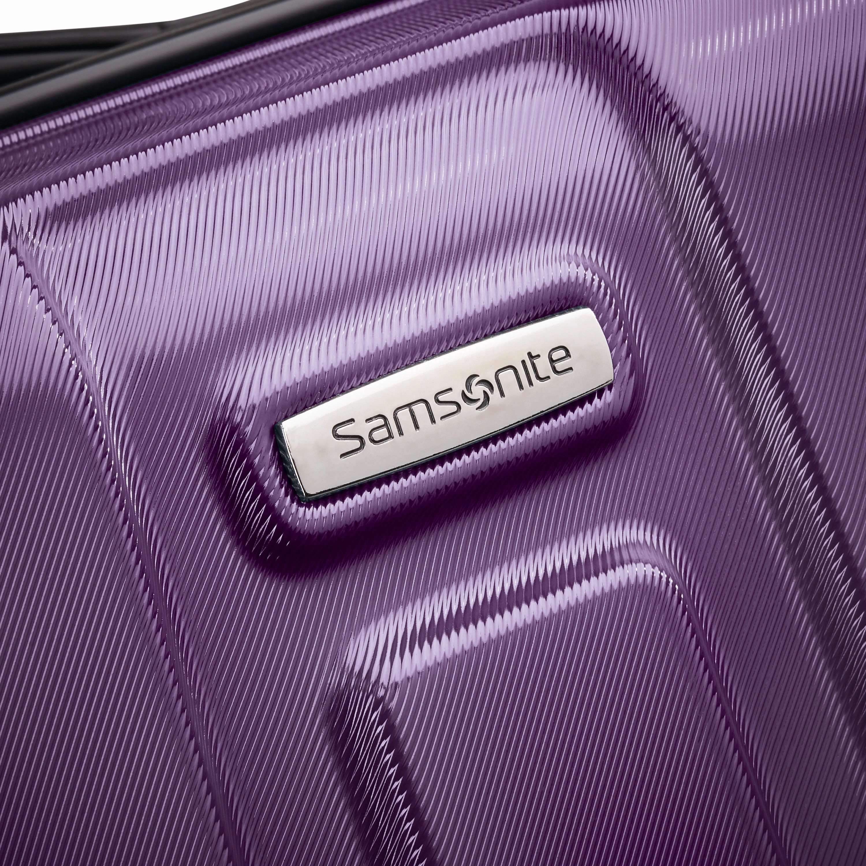 Samsonite Centric 20-inch Hardside Spinner