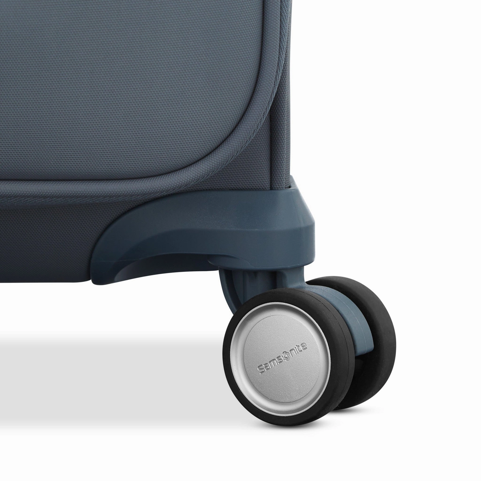 Samsonite Elevation Plus Carry-On Expandable Spinner