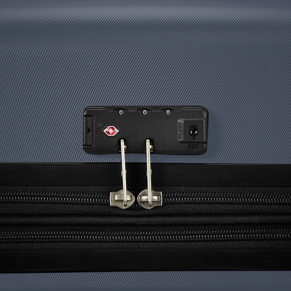 Samsonite Evolve SE Hardside Expandable Spinner Luggage