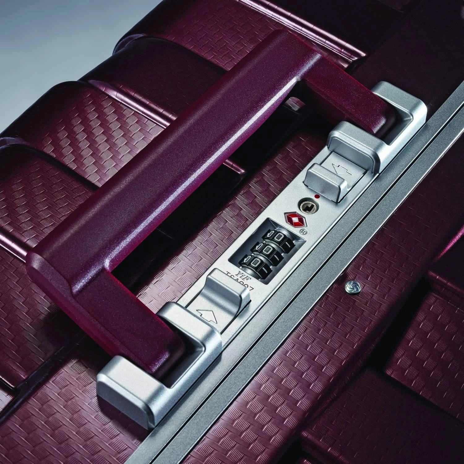 Samsonite Framelock 28" 4-Wheel Large Luggage