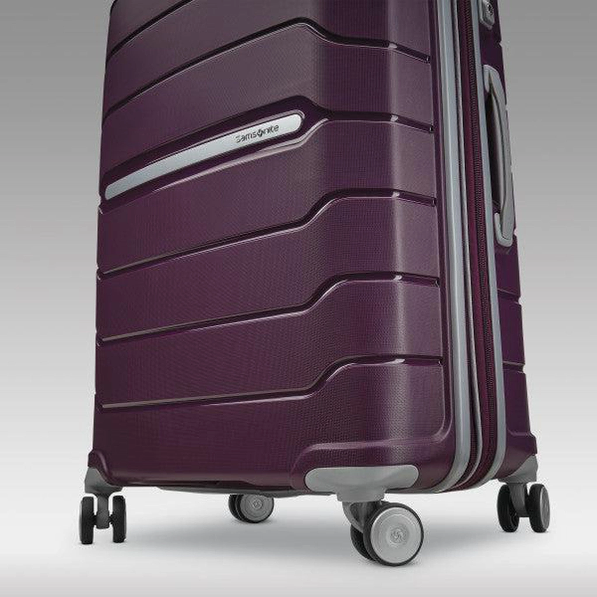 Samsonite Freeform 28" Spinner