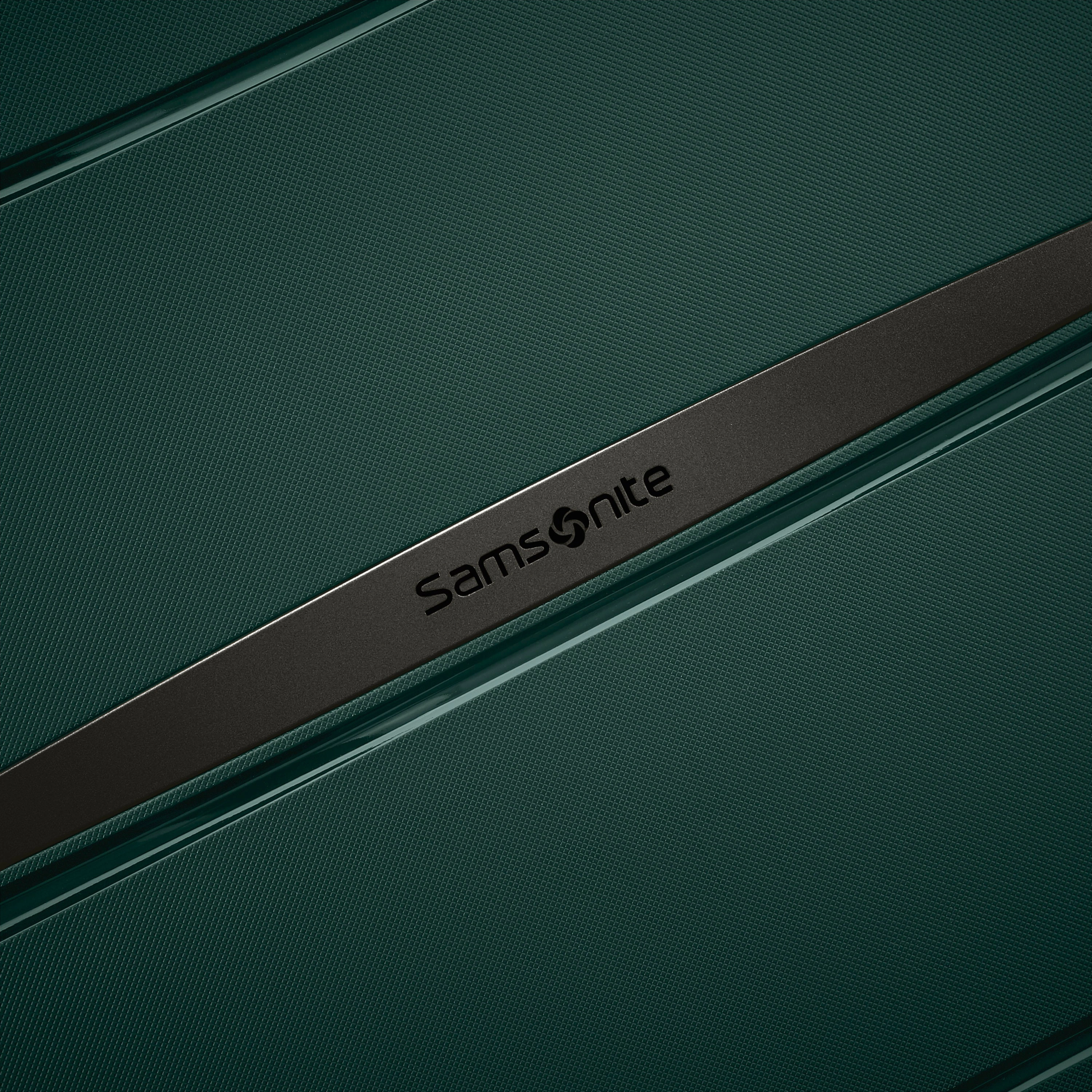 Samsonite Outline Pro Carry-On Spinner Luggage