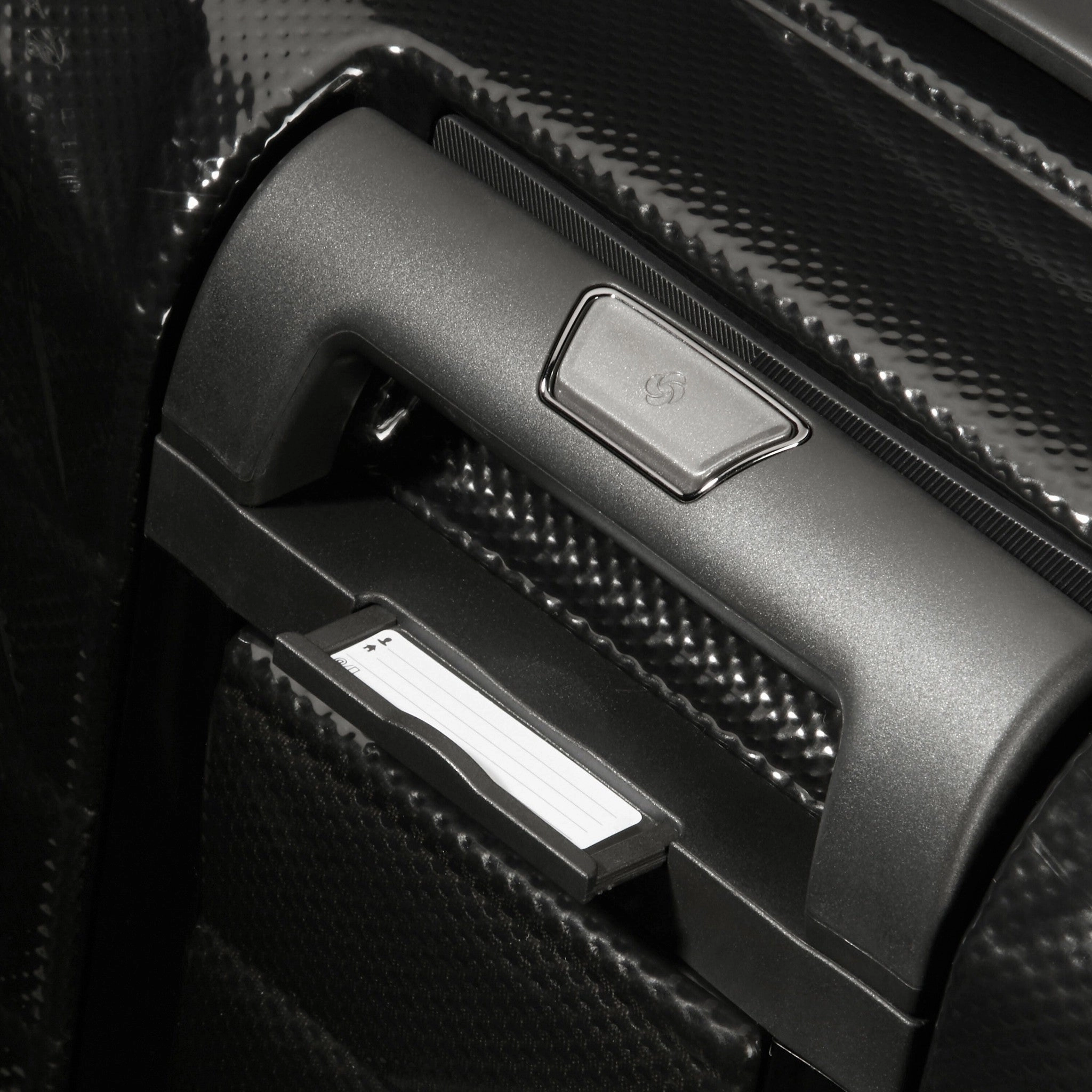 Samsonite Proxis Medium Spinner