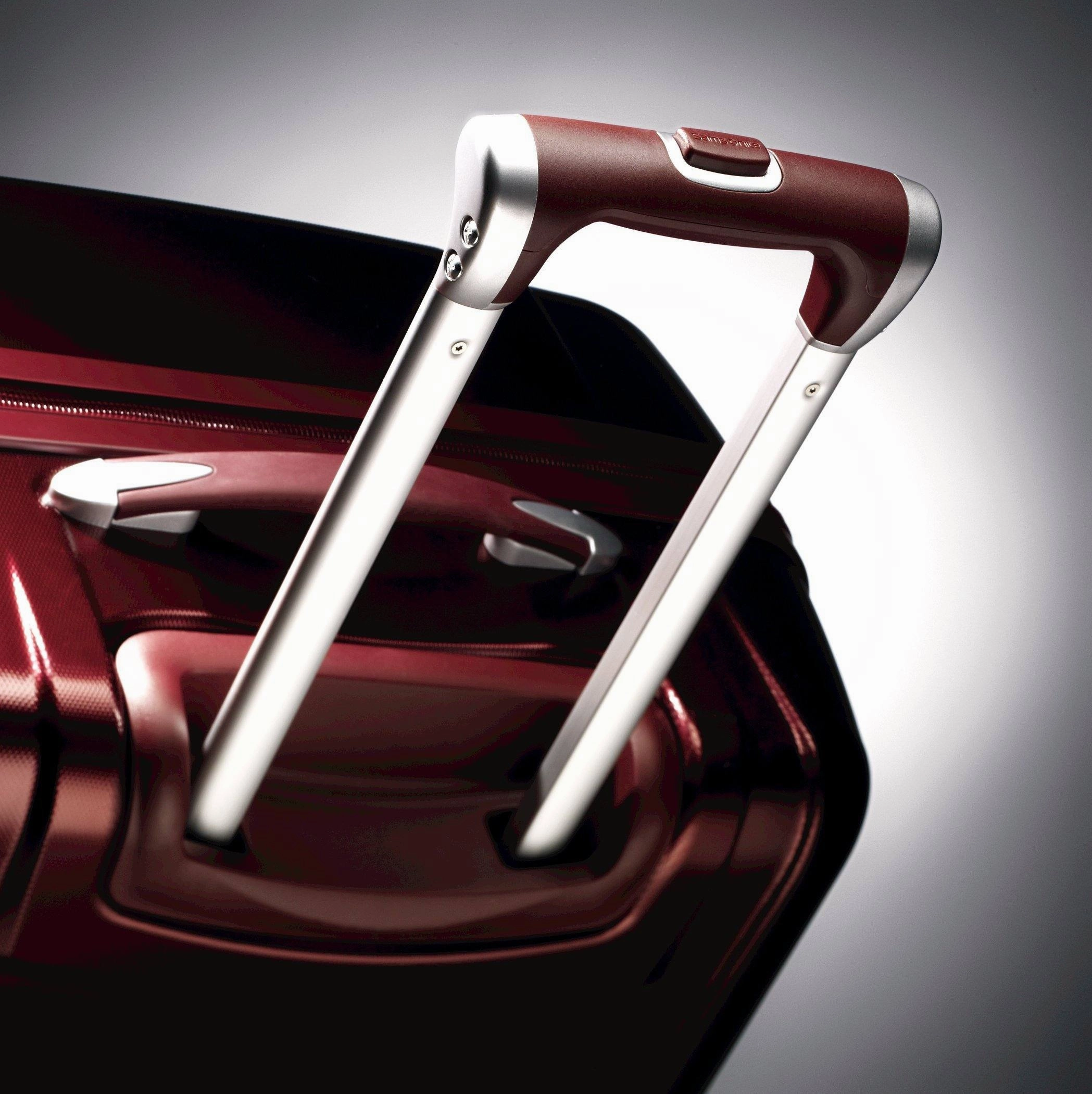 Samsonite Silhouette 12 22" Hardside Spinner Luggage