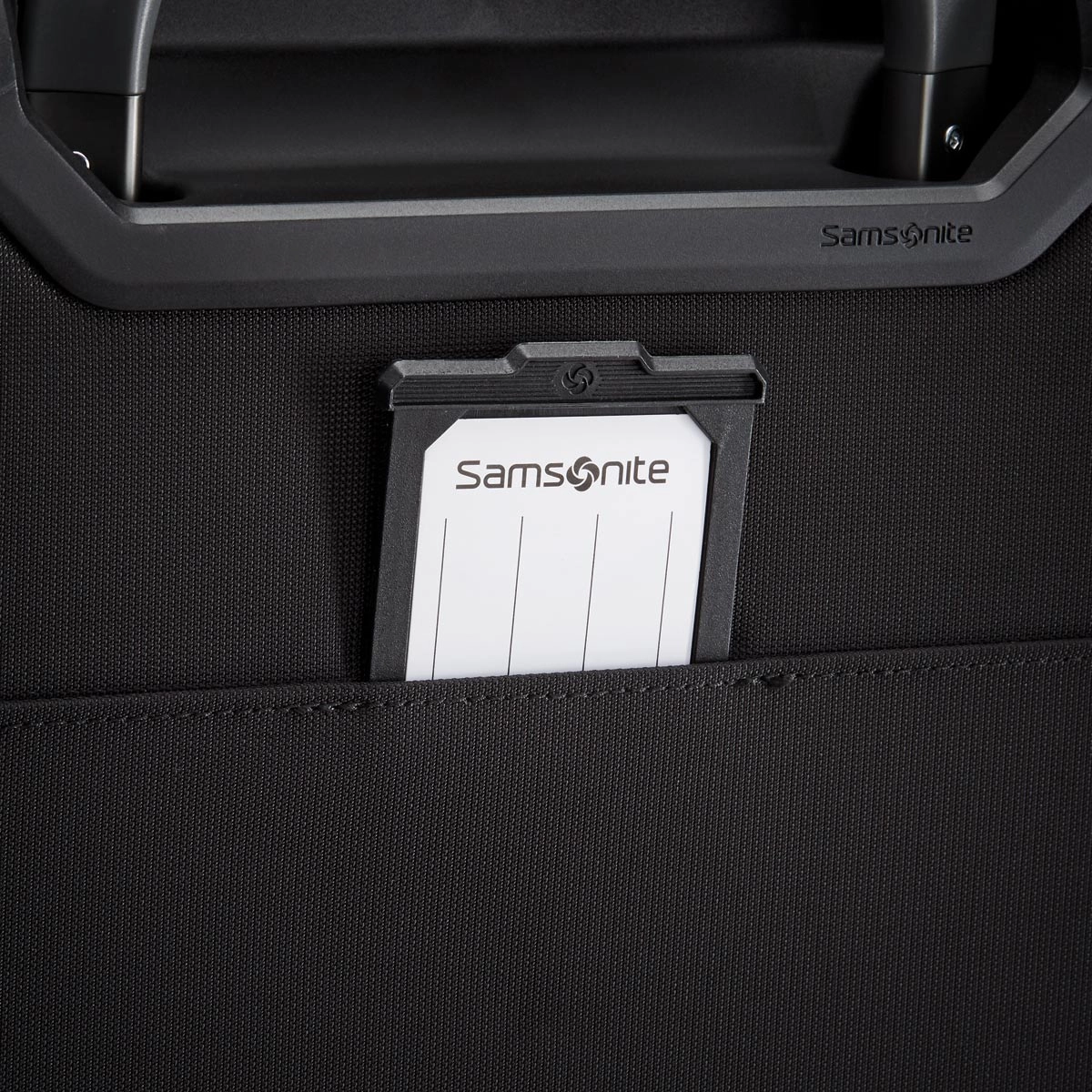 Samsonite Silhouette 17 Medium Spinner