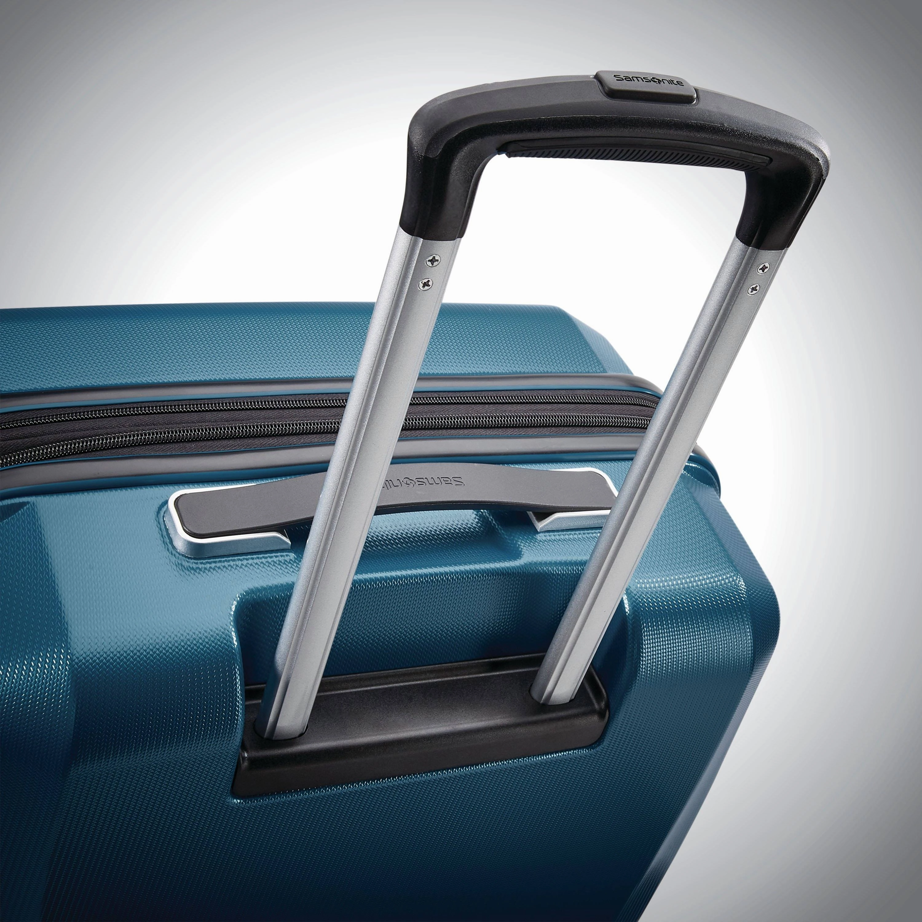 Samsonite Winfield 3 DLX 3 Piece Set (20"/24"/28") 4-Wheel Luggage Sets