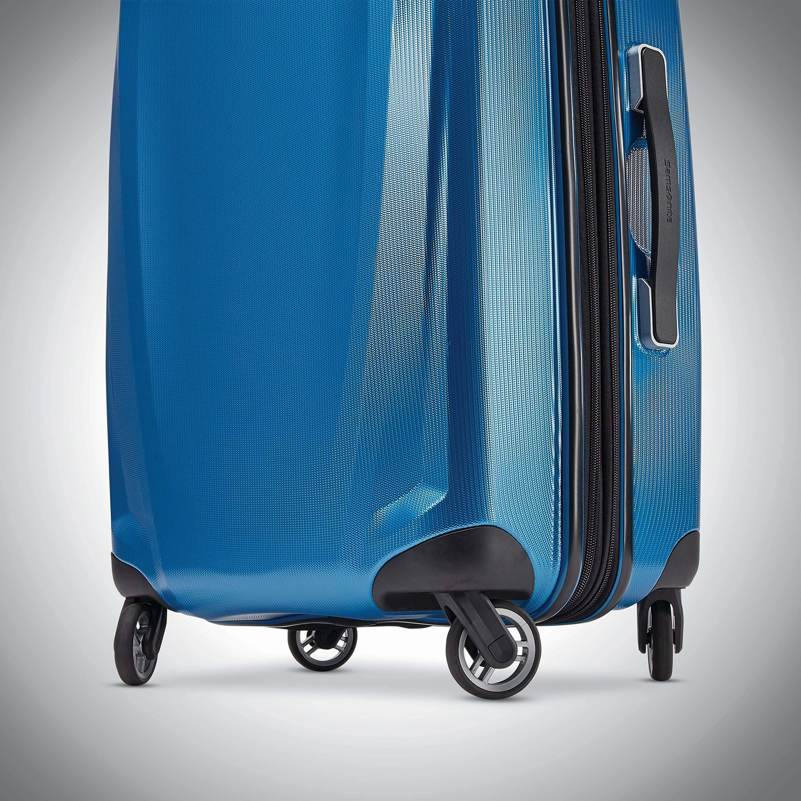 Samsonite Winfield 3 DLX Checked-Medium 25-Inch 4-Wheel Medium Luggage